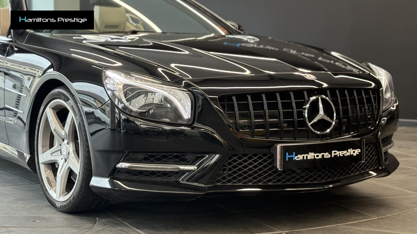 Mercedes-Benz SL 3.0 SL400 AMG Sport Convertible 2dr Petrol G-Tronic Euro 6 (s/s) (333 ps)