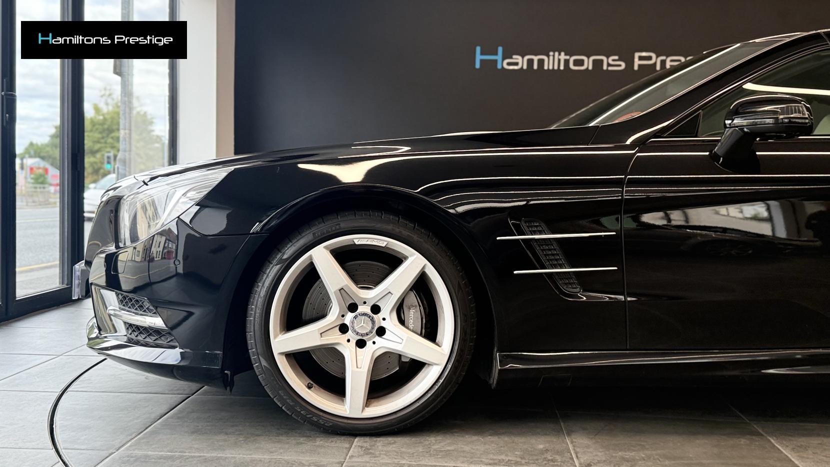 Mercedes-Benz SL 3.0 SL400 AMG Sport Convertible 2dr Petrol G-Tronic Euro 6 (s/s) (333 ps)