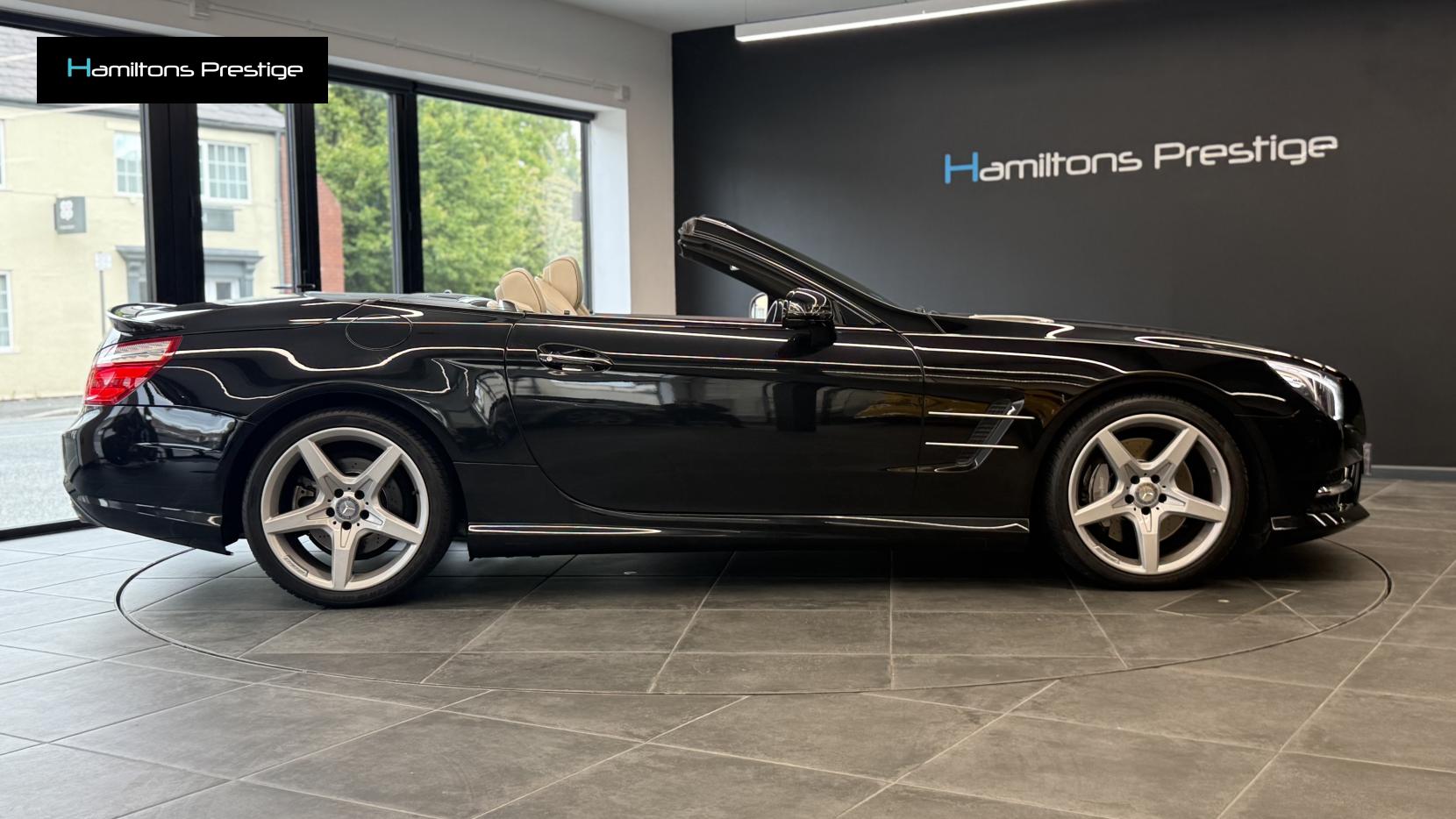 Mercedes-Benz SL 3.0 SL400 AMG Sport Convertible 2dr Petrol G-Tronic Euro 6 (s/s) (333 ps)