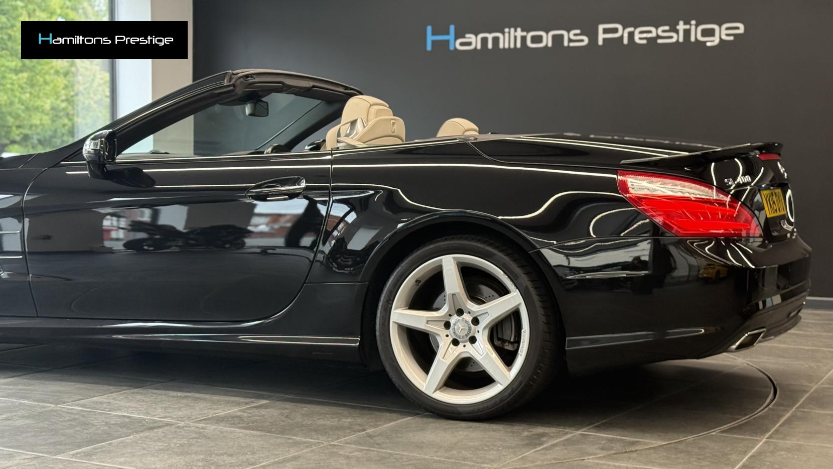 Mercedes-Benz SL 3.0 SL400 AMG Sport Convertible 2dr Petrol G-Tronic Euro 6 (s/s) (333 ps)