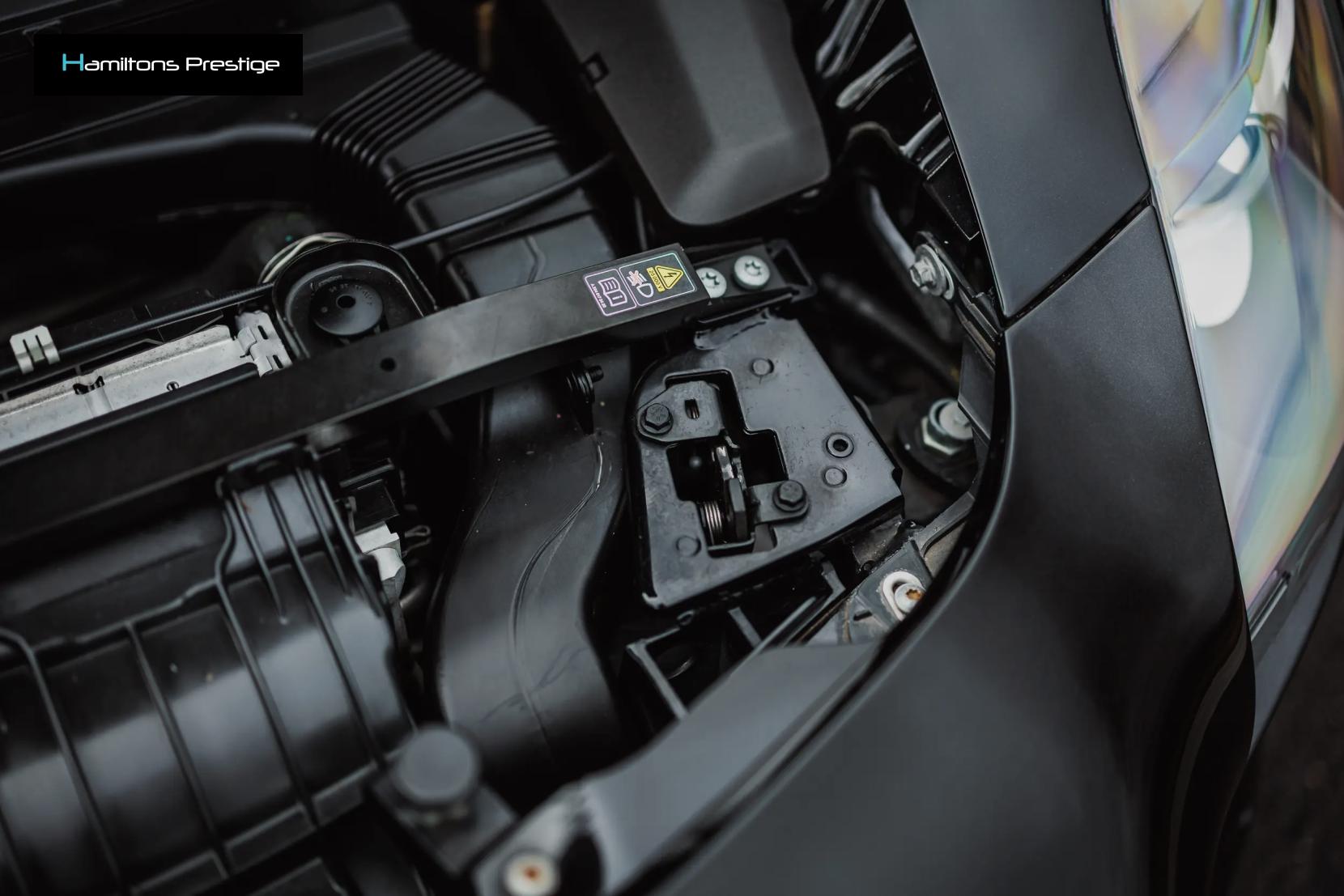 Mercedes-Benz SLS 6.2 63 V8 AMG Roadster 2dr Petrol SpdS DCT Euro 5 (571 ps)