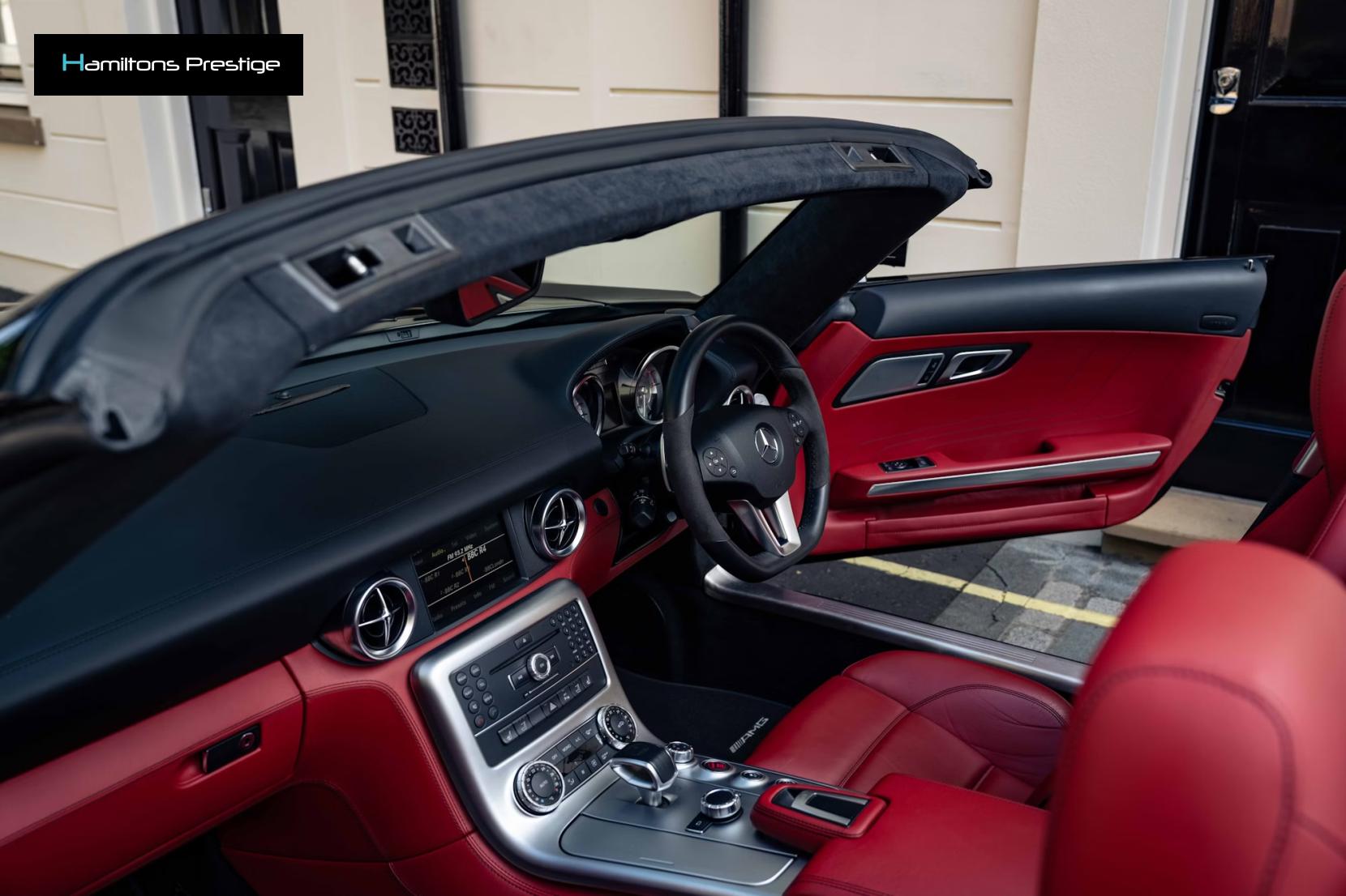 Mercedes-Benz SLS 6.2 63 V8 AMG Roadster 2dr Petrol SpdS DCT Euro 5 (571 ps)
