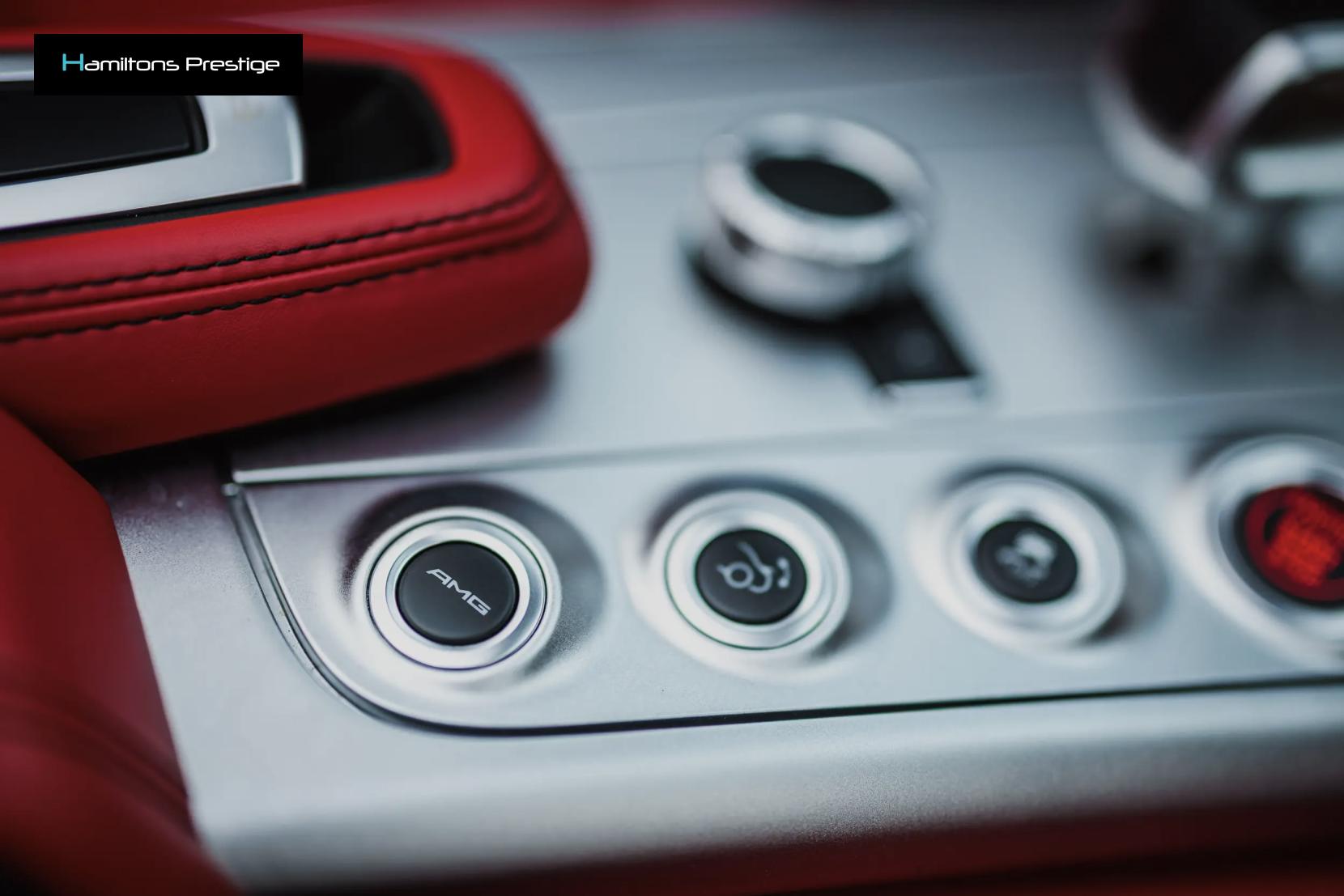 Mercedes-Benz SLS 6.2 63 V8 AMG Roadster 2dr Petrol SpdS DCT Euro 5 (571 ps)