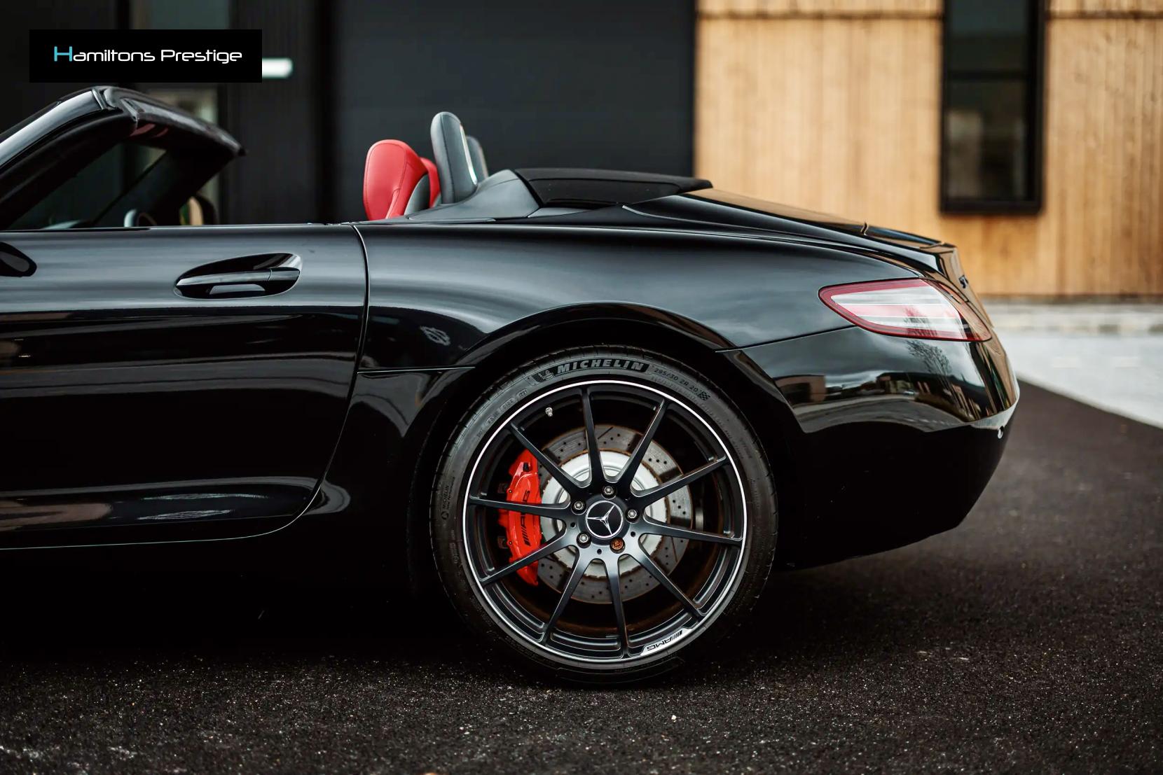 Mercedes-Benz SLS 6.2 63 V8 AMG Roadster 2dr Petrol SpdS DCT Euro 5 (571 ps)