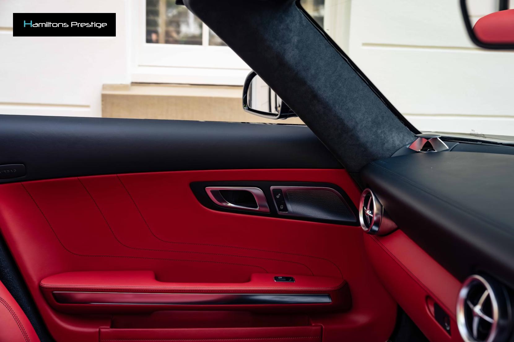 Mercedes-Benz SLS 6.2 63 V8 AMG Roadster 2dr Petrol SpdS DCT Euro 5 (571 ps)