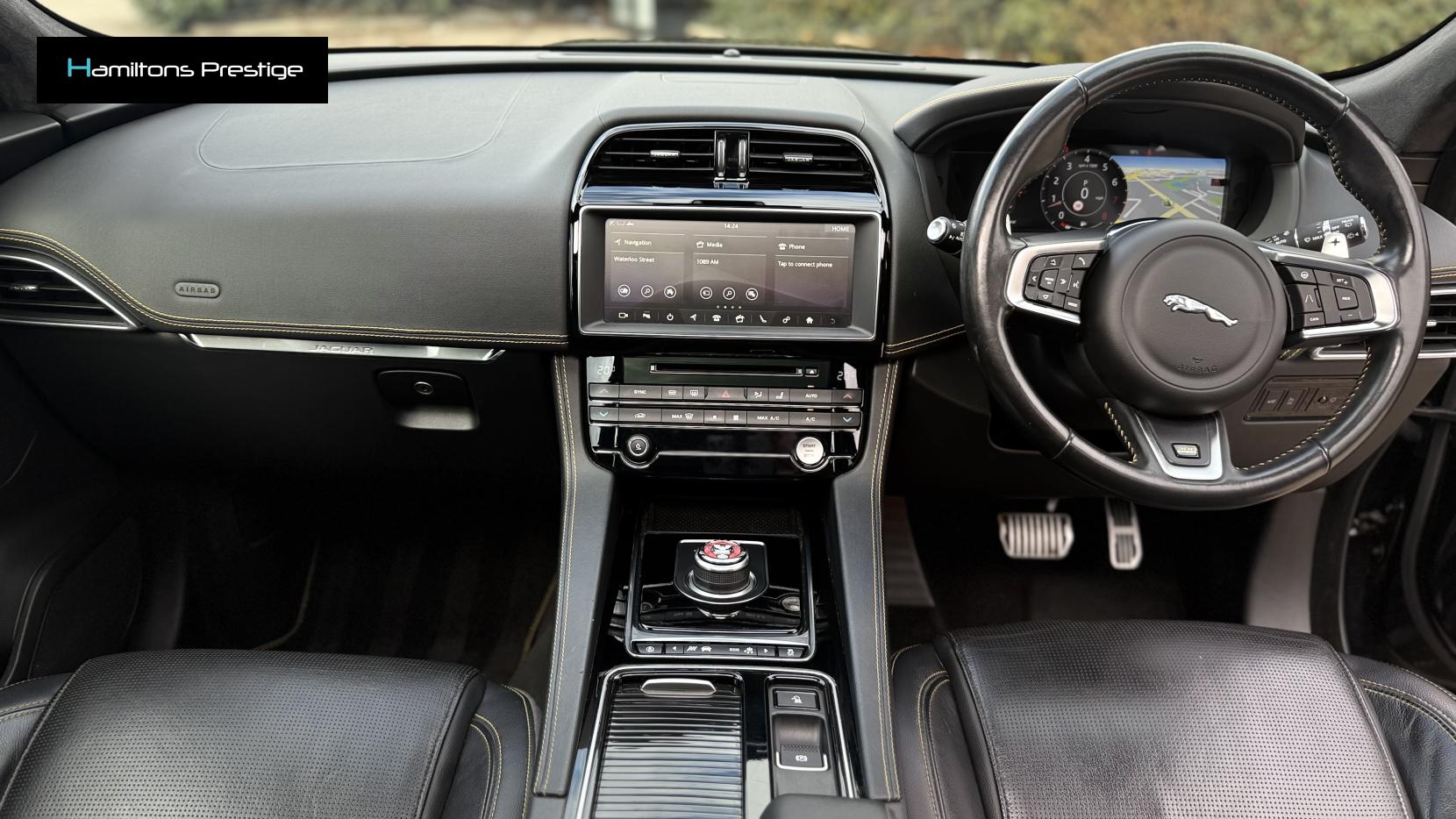 Jaguar F-PACE 2.0 P300 300 Sport SUV 5dr Petrol Auto AWD Euro 6 (s/s) (300 ps)