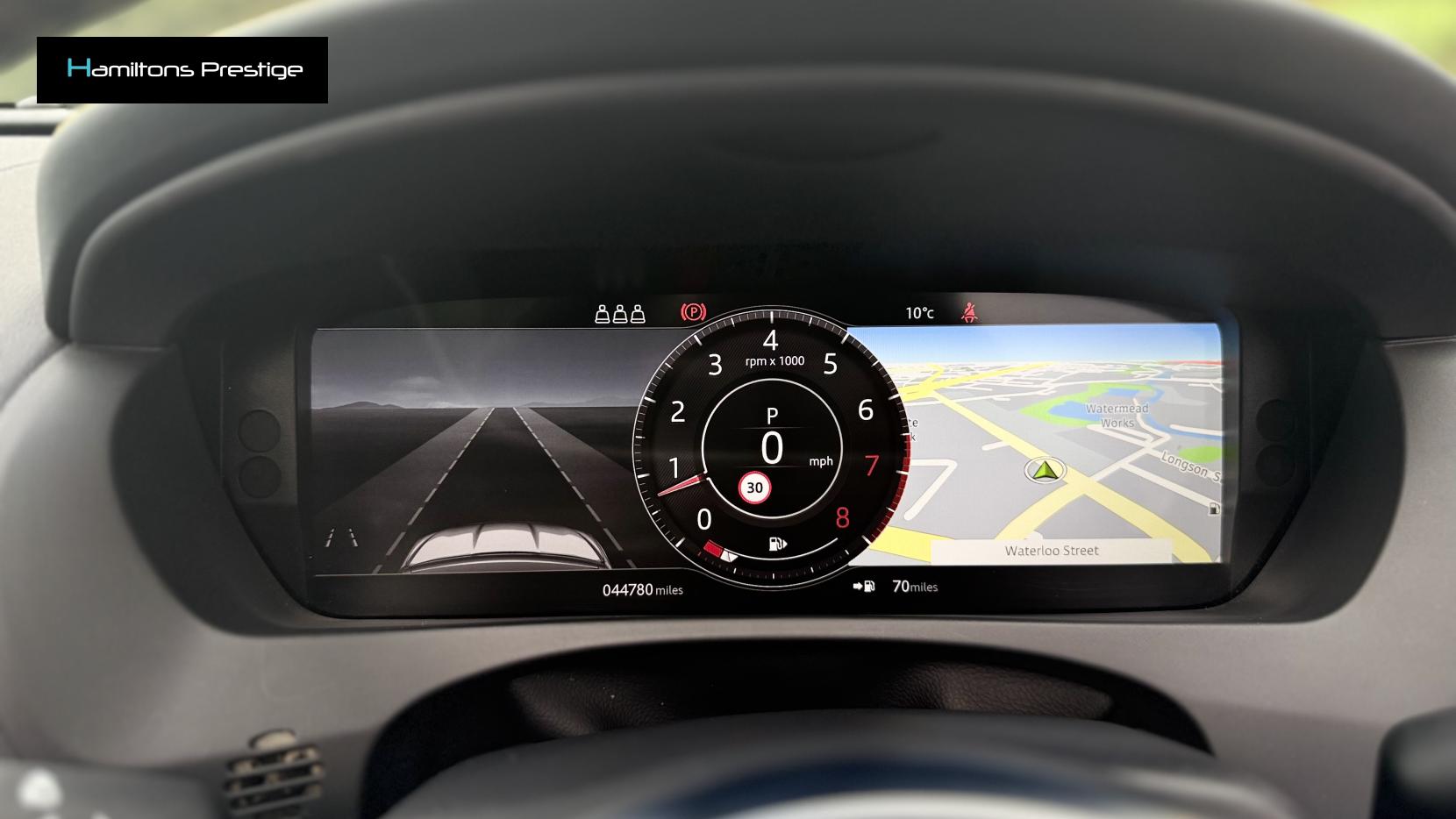 Jaguar F-PACE 2.0 P300 300 Sport SUV 5dr Petrol Auto AWD Euro 6 (s/s) (300 ps)