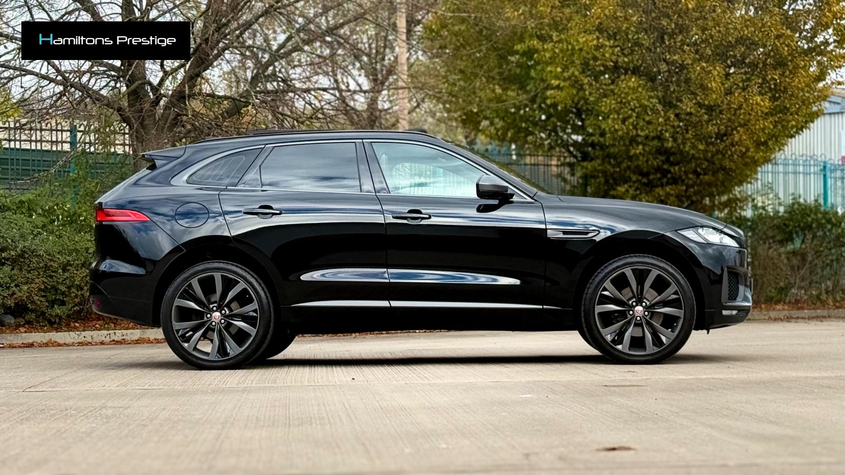 Jaguar F-PACE 2.0 P300 300 Sport SUV 5dr Petrol Auto AWD Euro 6 (s/s) (300 ps)