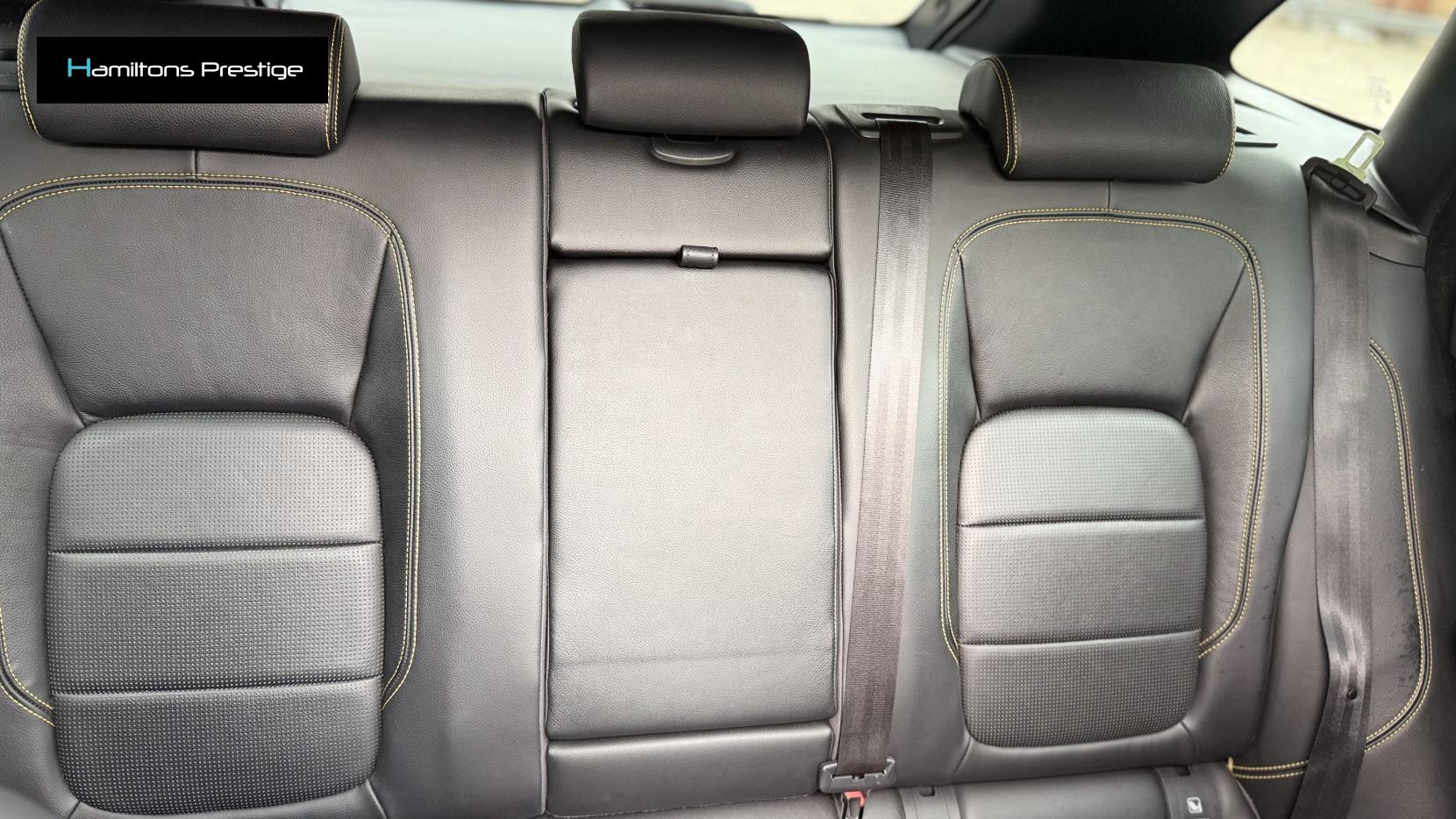 Jaguar F-PACE 2.0 P300 300 Sport SUV 5dr Petrol Auto AWD Euro 6 (s/s) (300 ps)