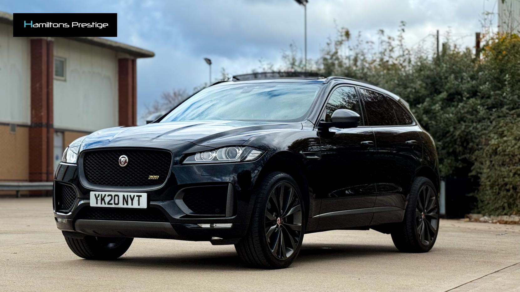 Jaguar F-PACE 2.0 P300 300 Sport SUV 5dr Petrol Auto AWD Euro 6 (s/s) (300 ps)