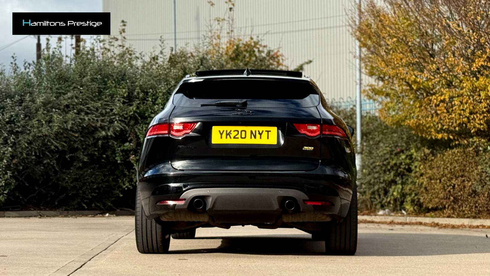 Jaguar F-PACE 2.0 P300 300 Sport SUV 5dr Petrol Auto AWD Euro 6 (s/s) (300 ps)