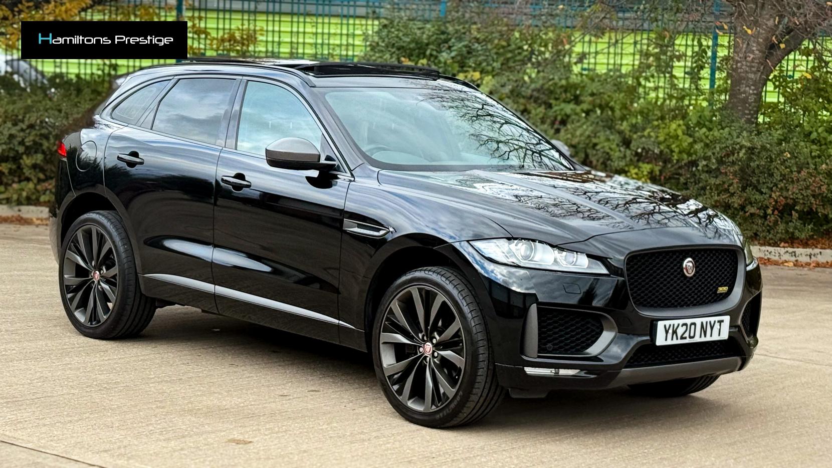 Jaguar F-PACE 2.0 P300 300 Sport SUV 5dr Petrol Auto AWD Euro 6 (s/s) (300 ps)