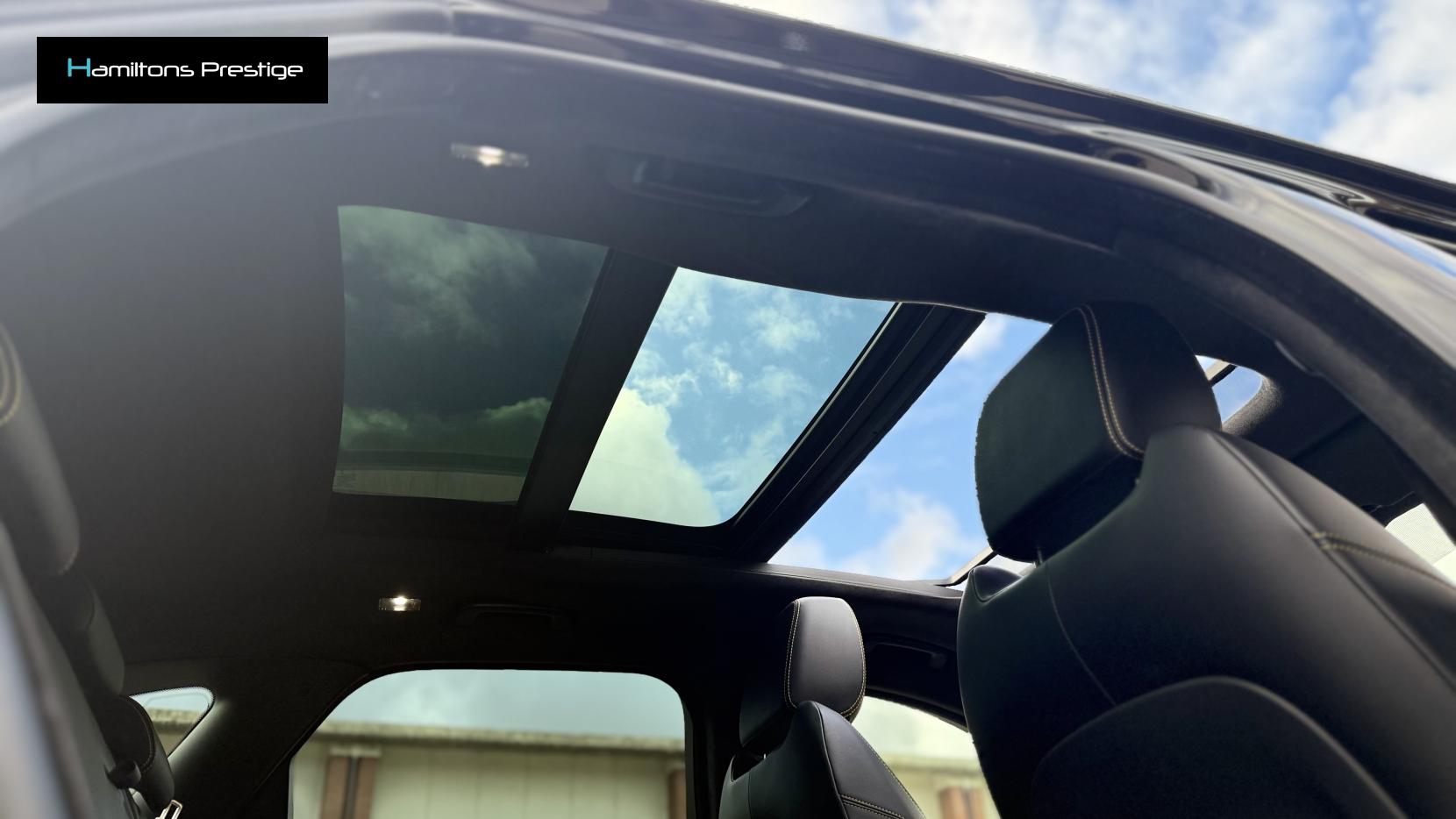 Jaguar F-PACE 2.0 P300 300 Sport SUV 5dr Petrol Auto AWD Euro 6 (s/s) (300 ps)