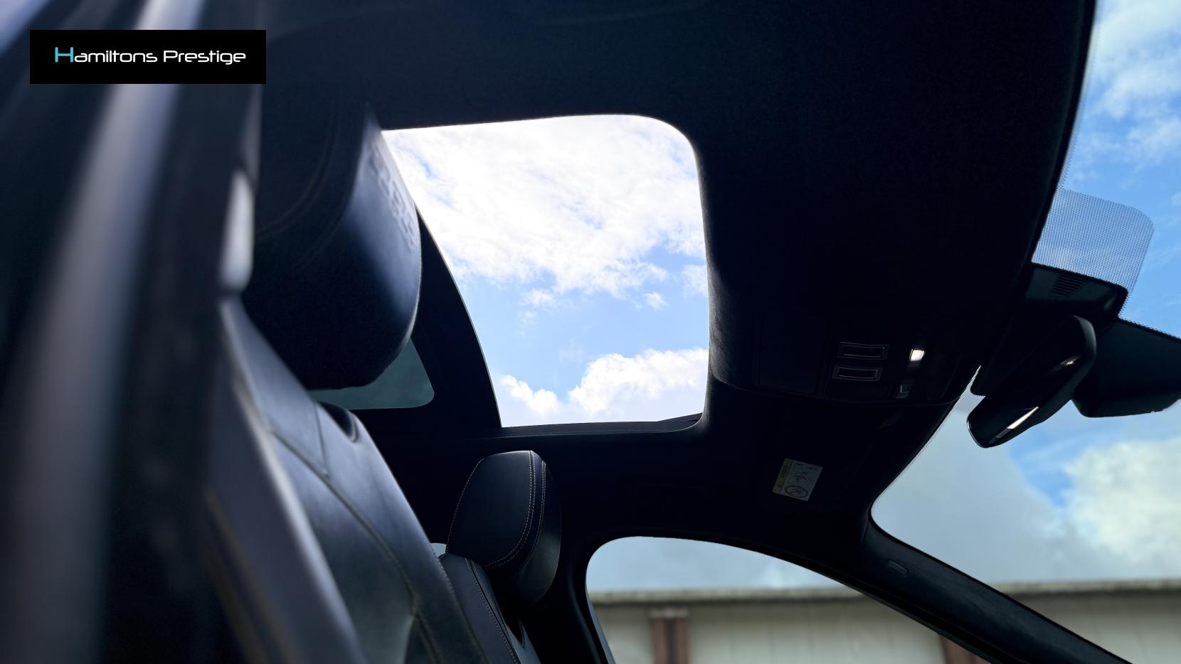 Jaguar F-PACE 2.0 P300 300 Sport SUV 5dr Petrol Auto AWD Euro 6 (s/s) (300 ps)