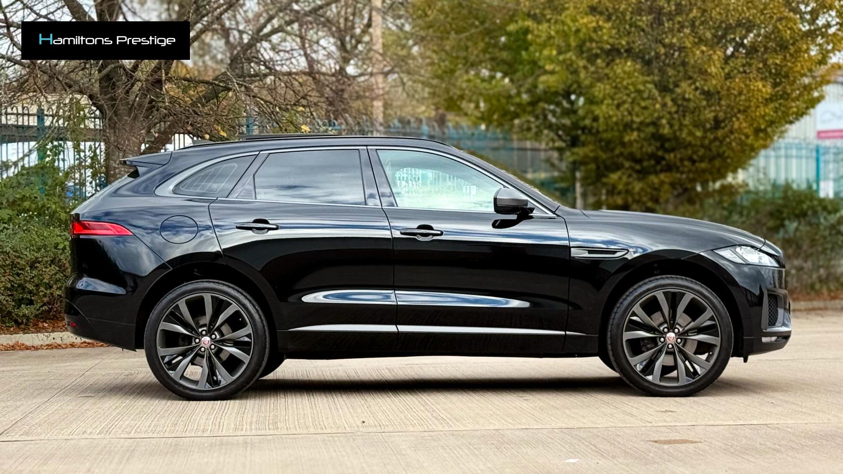 Jaguar F-PACE 2.0 P300 300 Sport SUV 5dr Petrol Auto AWD Euro 6 (s/s) (300 ps)