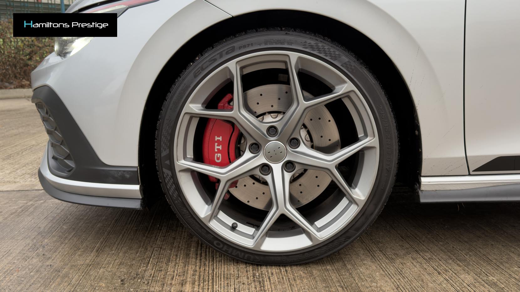 Volkswagen Golf 2.0 TSI GTI Clubsport Hatchback 5dr Petrol DSG Euro 6 (s/s) (300 ps)