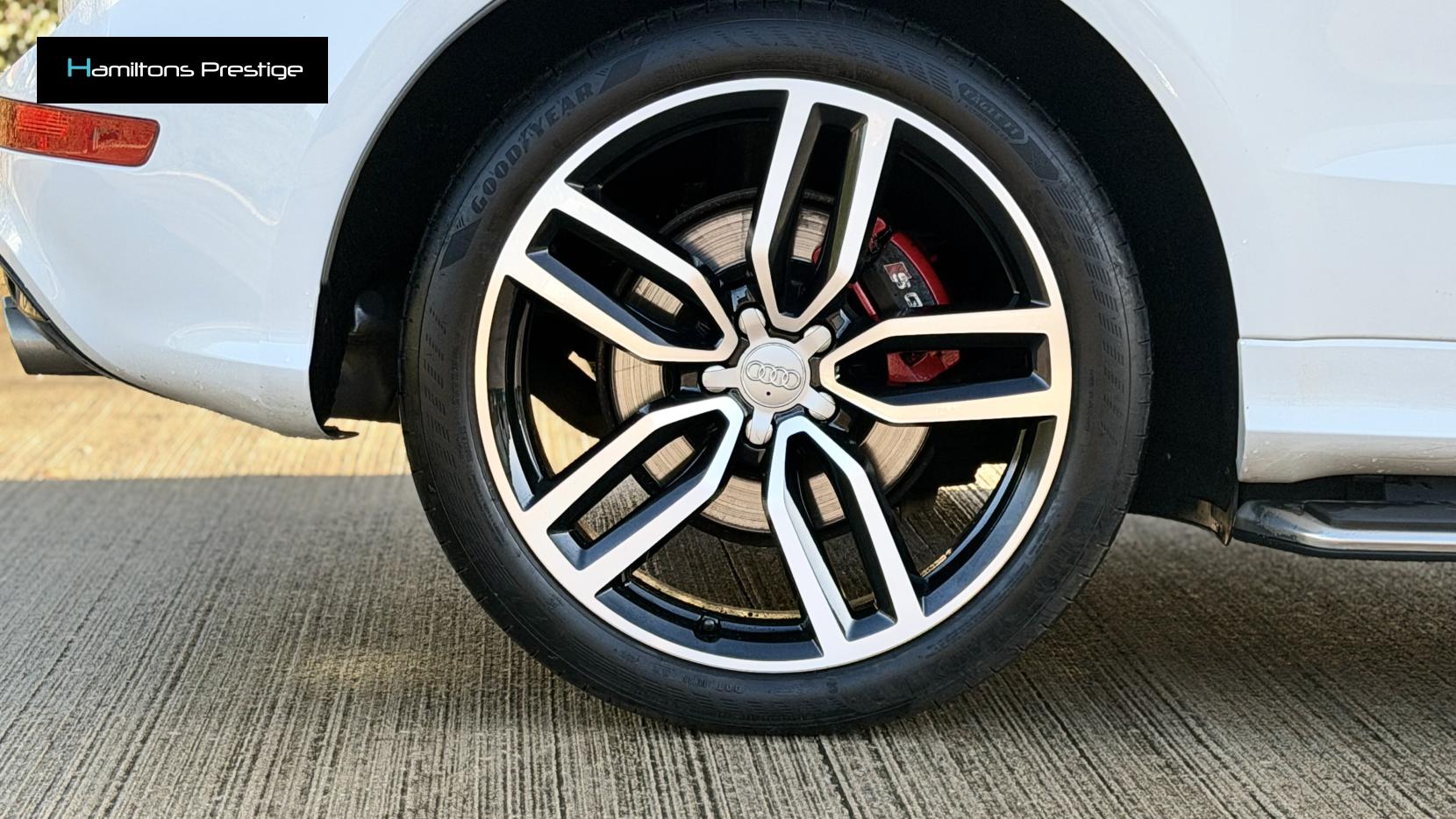 Audi SQ5 3.0 BiTDI V6 Plus SUV 5dr Diesel Tiptronic quattro Euro 6 (s/s) (340 ps)