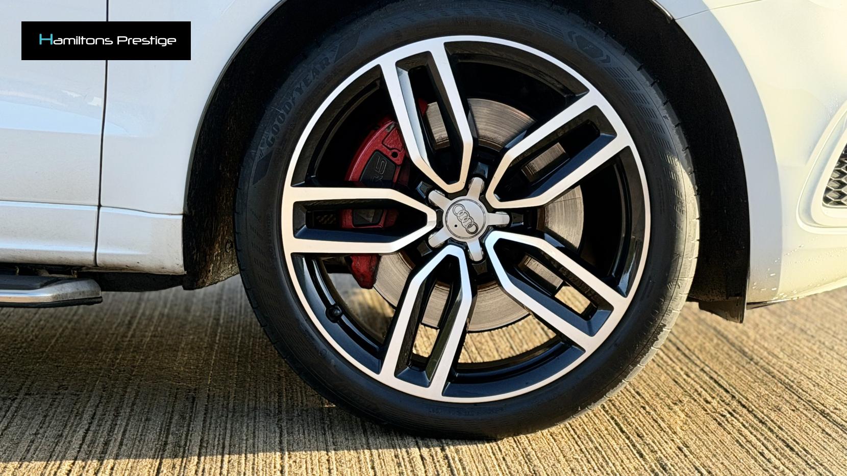 Audi SQ5 3.0 BiTDI V6 Plus SUV 5dr Diesel Tiptronic quattro Euro 6 (s/s) (340 ps)