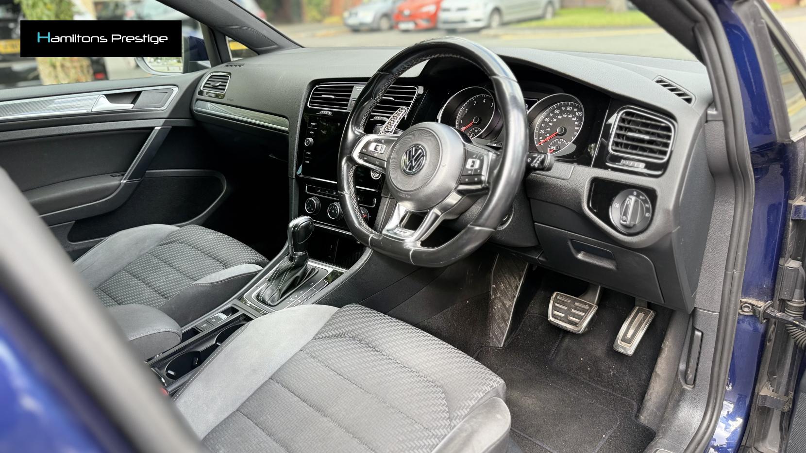 Volkswagen Golf 1.5 TSI EVO GPF R-Line Hatchback 5dr Petrol DSG Euro 6 (s/s) (150 ps)