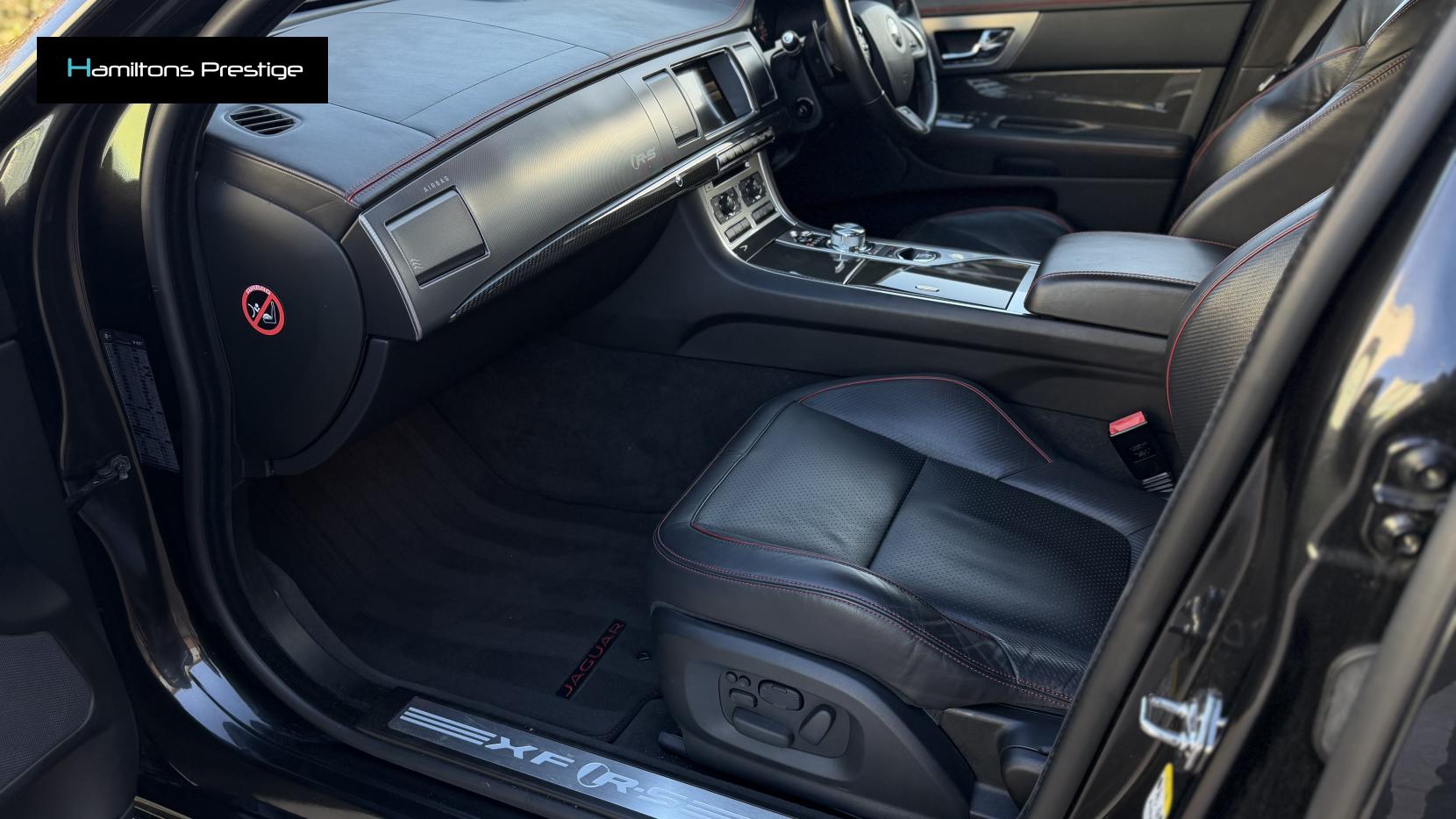 Jaguar XFR-S 5.0 V8 Saloon 4dr Petrol Auto Euro 5 (s/s) (550 ps)