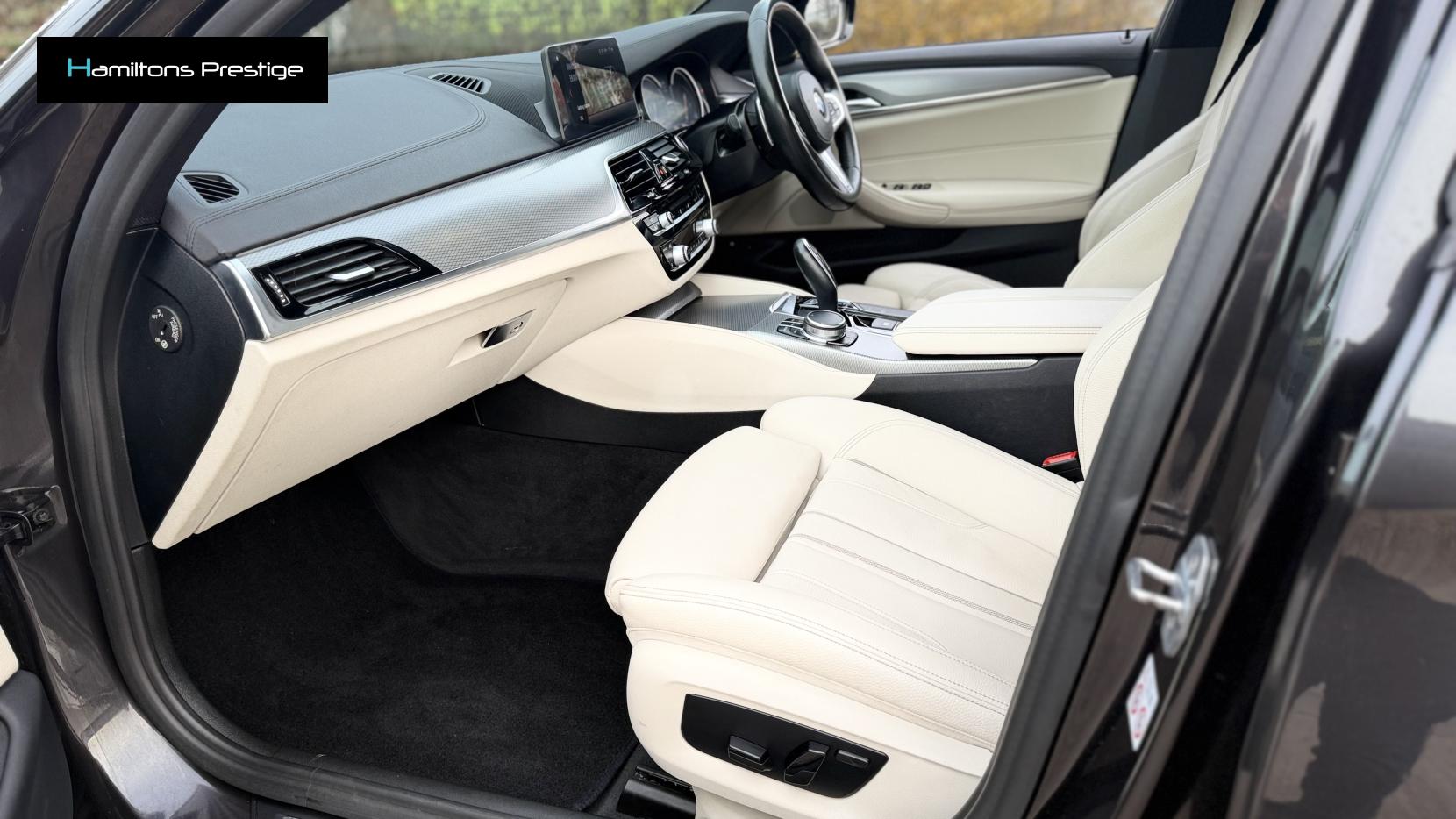 BMW 5 Series 2.0 530e 9.2kWh M Sport Saloon 4dr Petrol Plug-in Hybrid Auto Euro 6 (s/s) (252 ps)