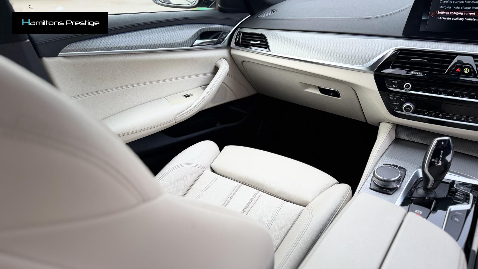 BMW 5 Series 2.0 530e 9.2kWh M Sport Saloon 4dr Petrol Plug-in Hybrid Auto Euro 6 (s/s) (252 ps)