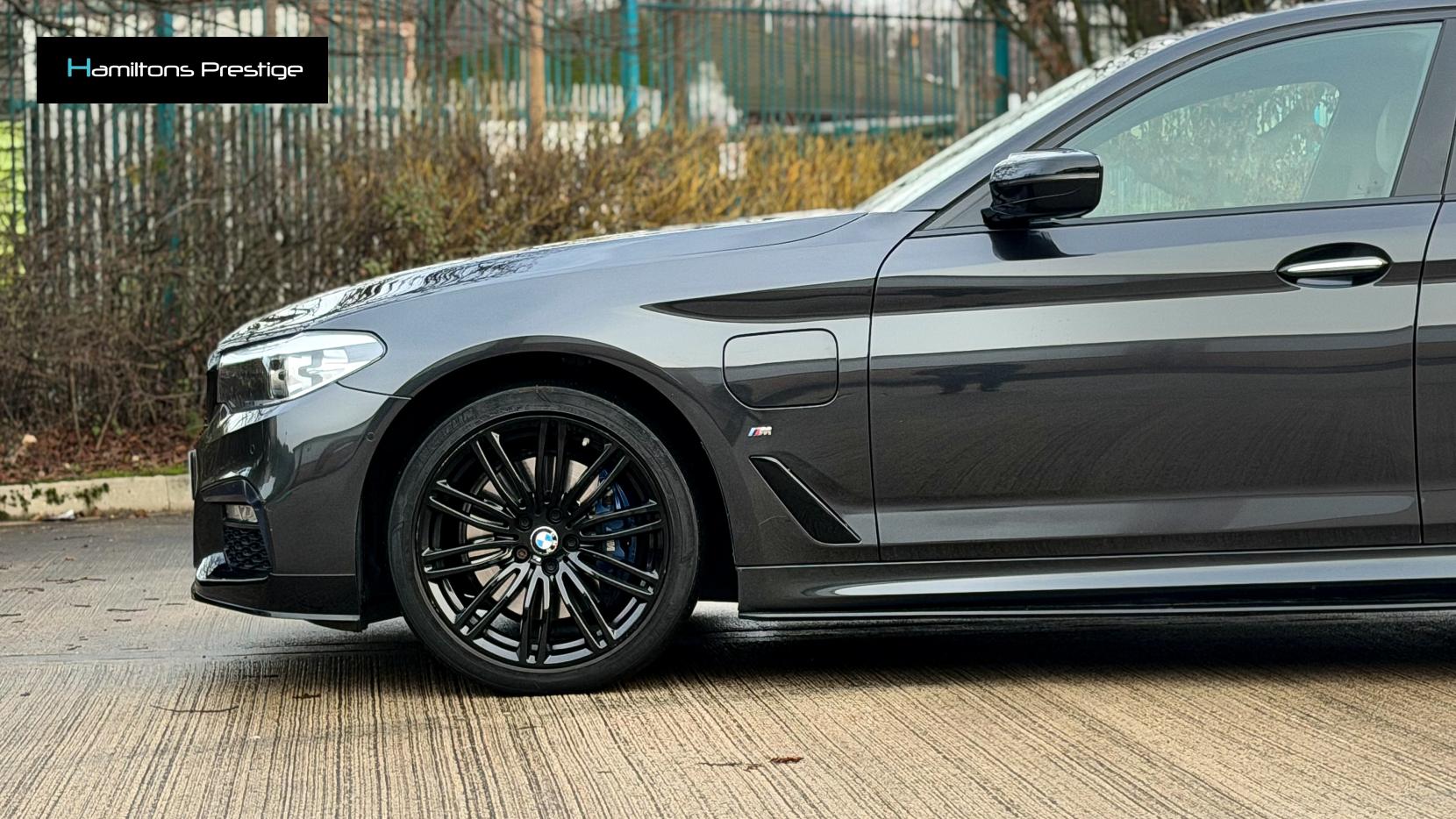 BMW 5 Series 2.0 530e 9.2kWh M Sport Saloon 4dr Petrol Plug-in Hybrid Auto Euro 6 (s/s) (252 ps)