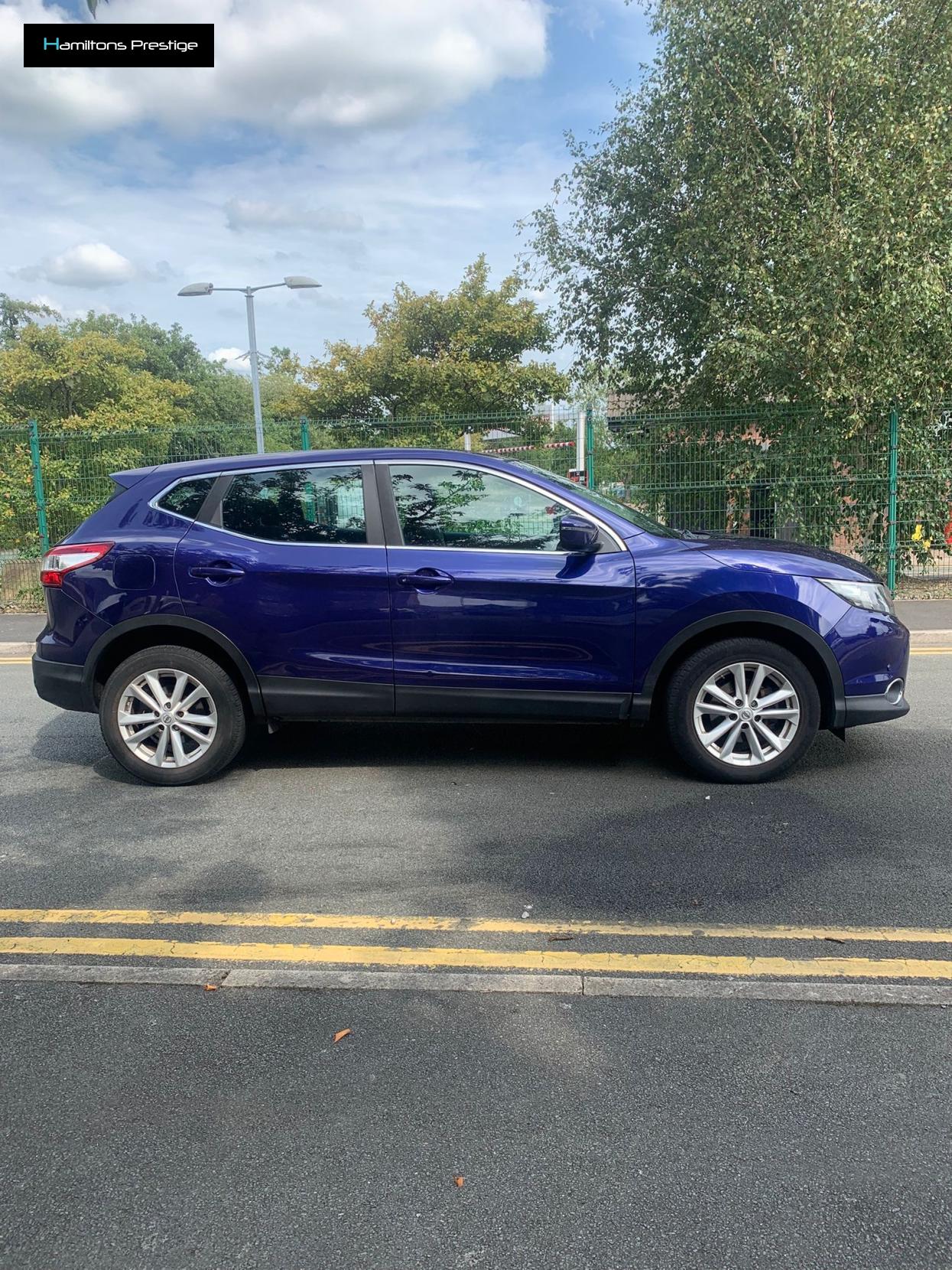 Nissan Qashqai 1.5 dCi Acenta SUV 5dr Diesel Manual 2WD Euro 5 (s/s) (110 ps)