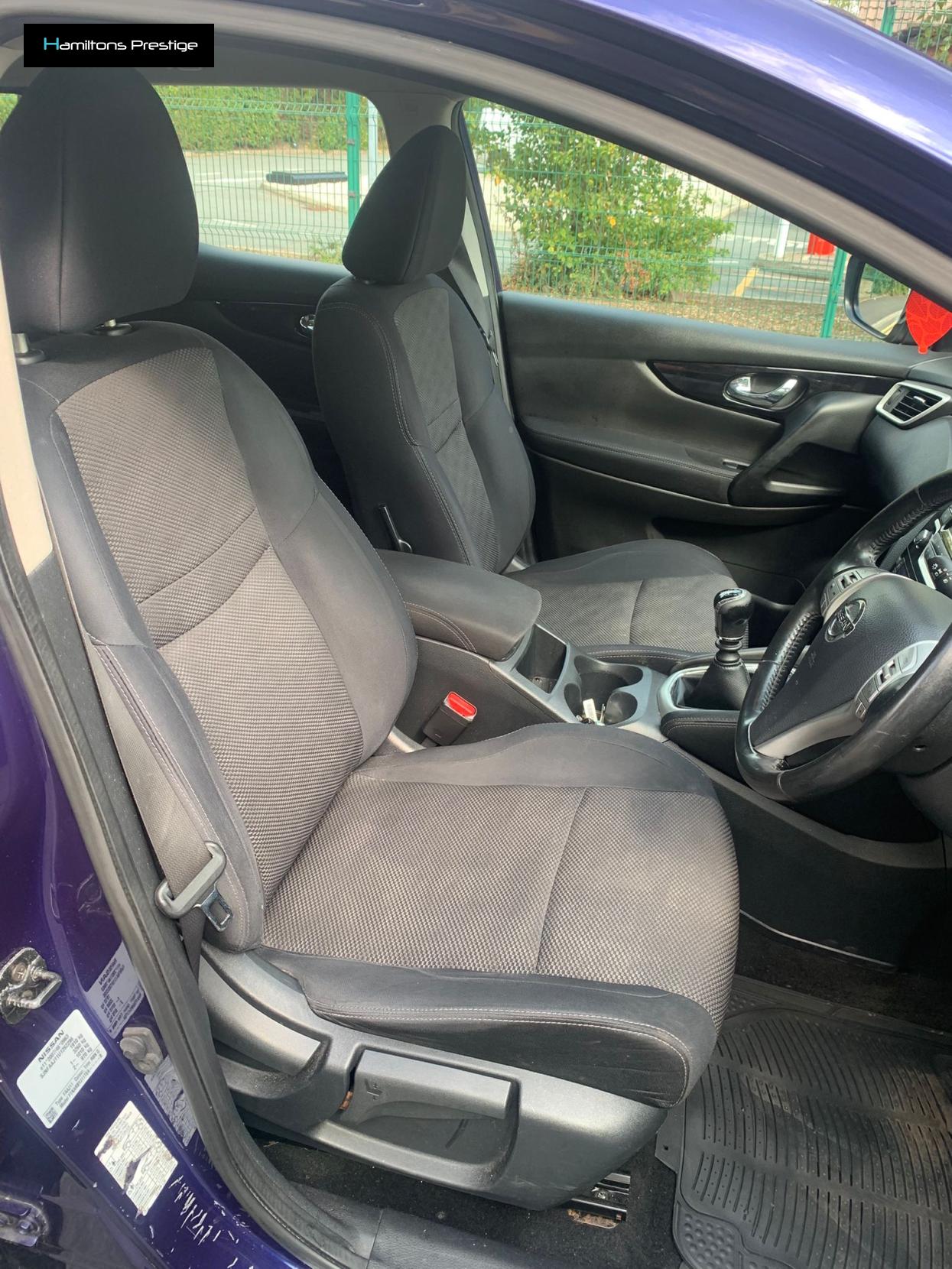 Nissan Qashqai 1.5 dCi Acenta SUV 5dr Diesel Manual 2WD Euro 5 (s/s) (110 ps)