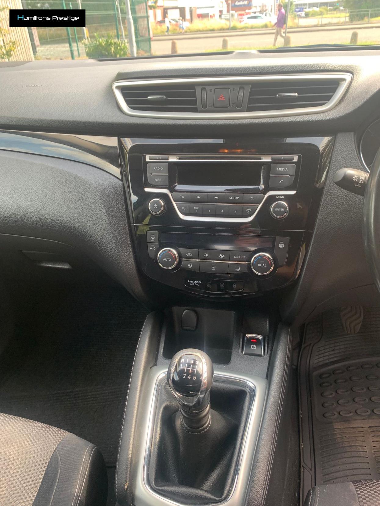 Nissan Qashqai 1.5 dCi Acenta SUV 5dr Diesel Manual 2WD Euro 5 (s/s) (110 ps)
