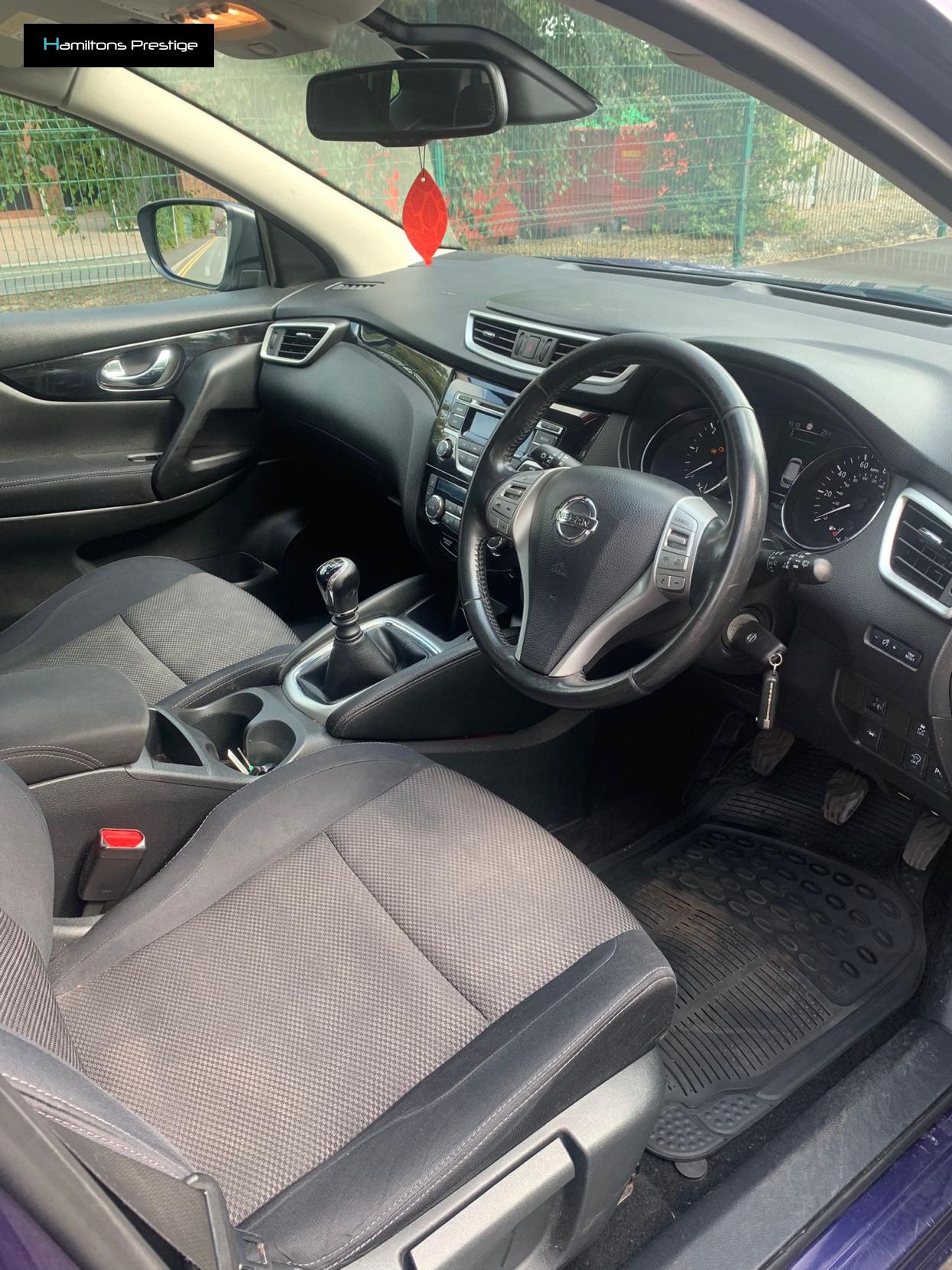Nissan Qashqai 1.5 dCi Acenta SUV 5dr Diesel Manual 2WD Euro 5 (s/s) (110 ps)
