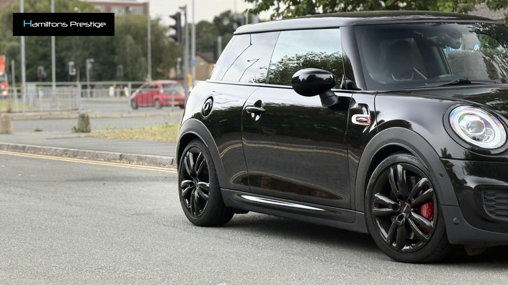 MINI Hatch 2.0 John Cooper Works Hatchback 3dr Petrol Steptronic Euro 6 (s/s) (231 ps)