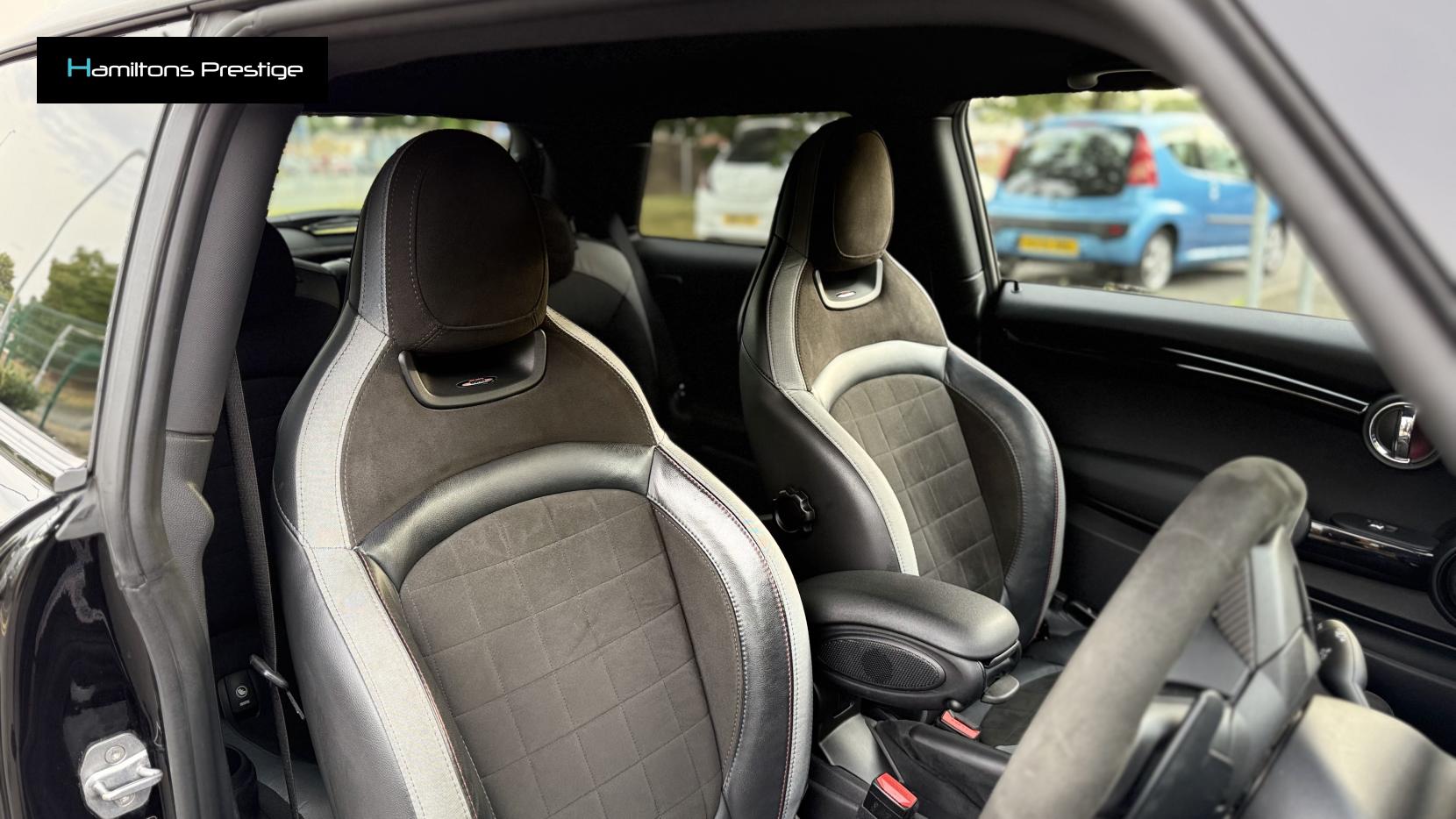 MINI Hatch 2.0 John Cooper Works Hatchback 3dr Petrol Steptronic Euro 6 (s/s) (231 ps)