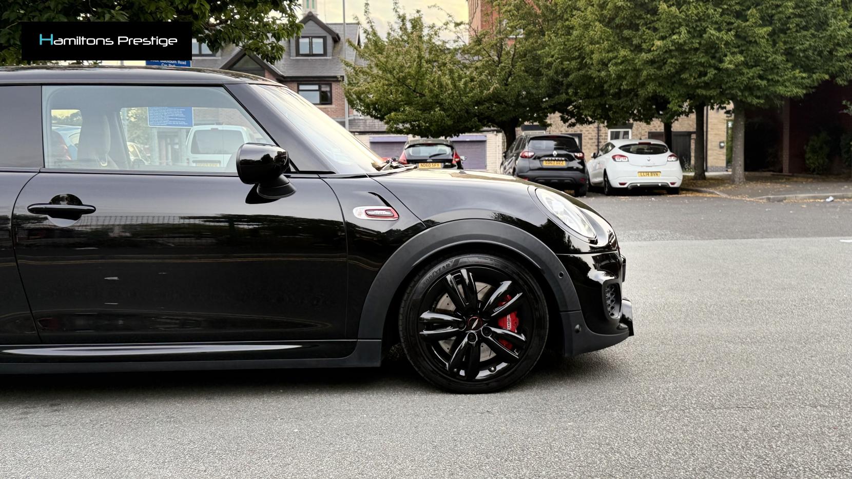 MINI Hatch 2.0 John Cooper Works Hatchback 3dr Petrol Steptronic Euro 6 (s/s) (231 ps)