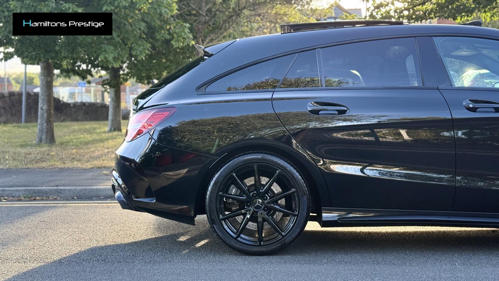 Mercedes-Benz CLA 2.0 CLA45 AMG Shooting Brake 5dr Petrol SpdS DCT 4MATIC Euro 6 (s/s) (381 ps)
