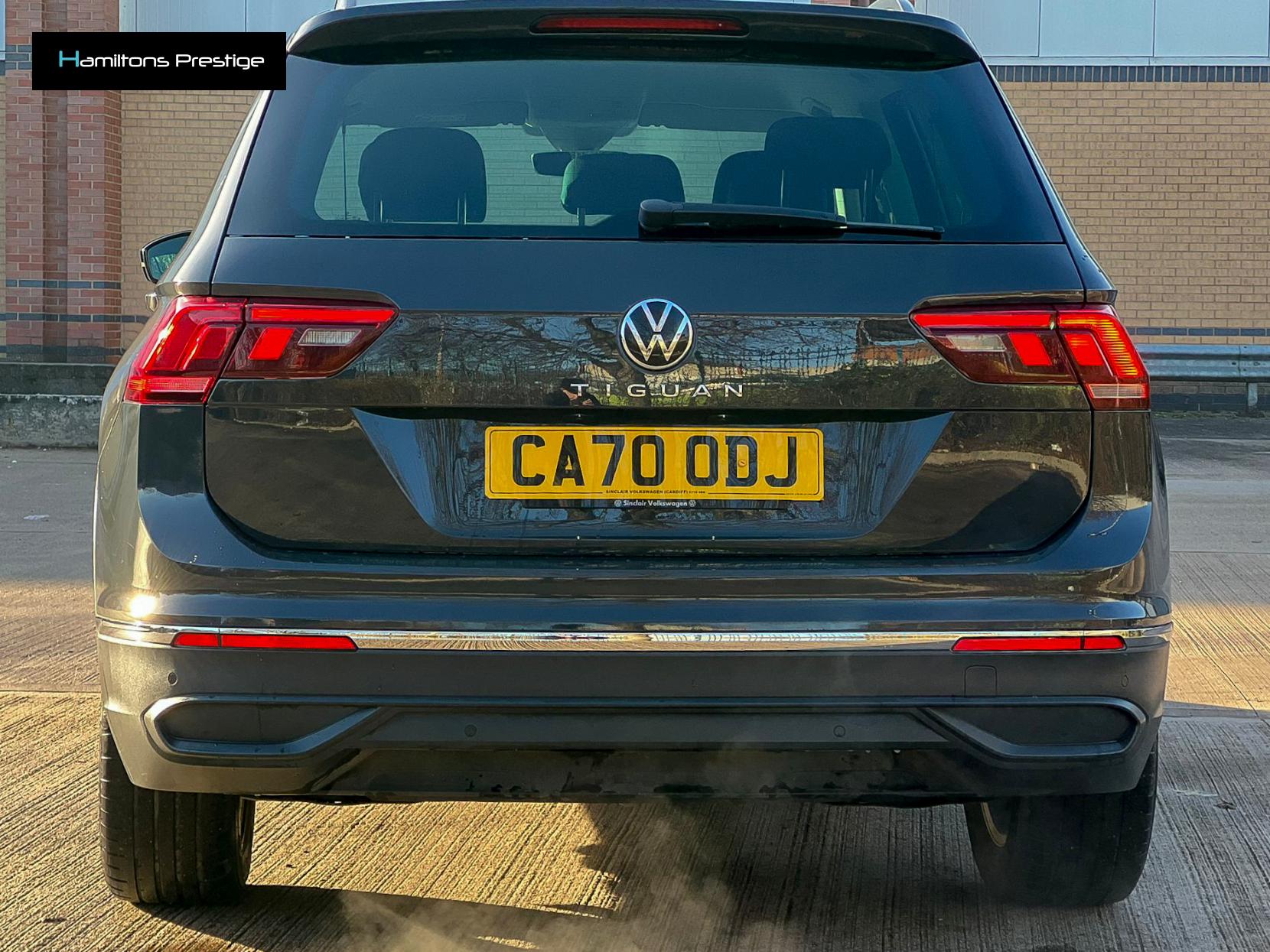 Volkswagen Tiguan 1.5 TSI Life SUV 5dr Petrol DSG Euro 6 (s/s) (150 ps)