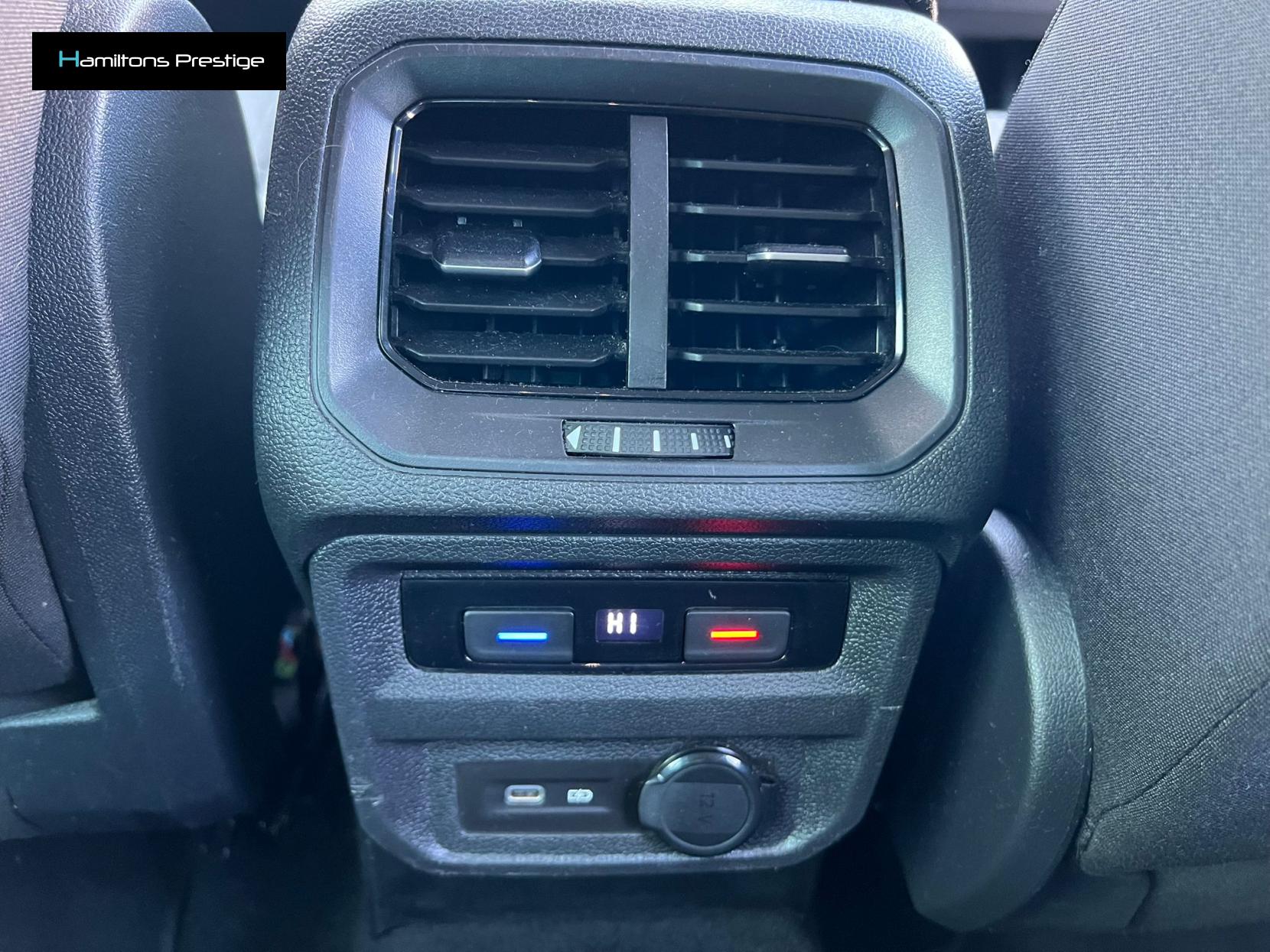 Volkswagen Tiguan 1.5 TSI Life SUV 5dr Petrol DSG Euro 6 (s/s) (150 ps)