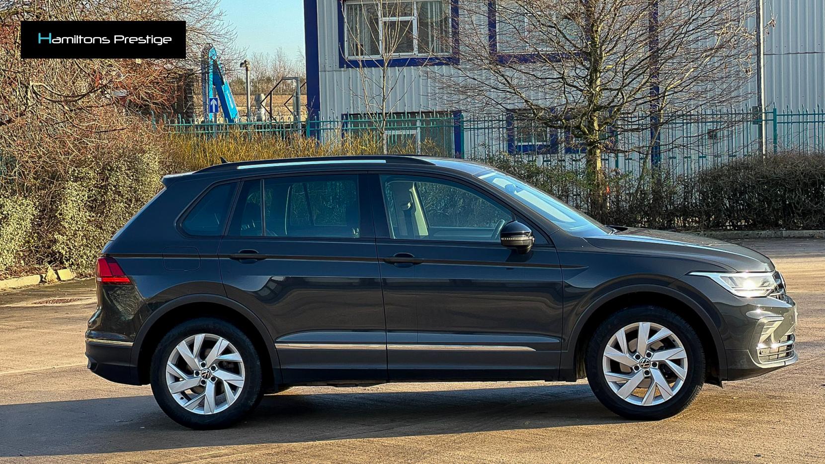 Volkswagen Tiguan 1.5 TSI Life SUV 5dr Petrol DSG Euro 6 (s/s) (150 ps)
