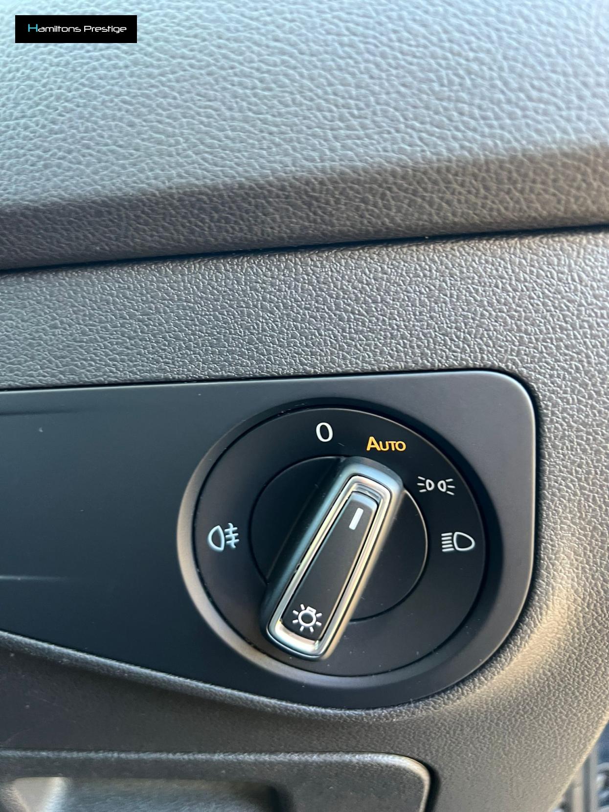 Volkswagen Tiguan 1.5 TSI Life SUV 5dr Petrol DSG Euro 6 (s/s) (150 ps)