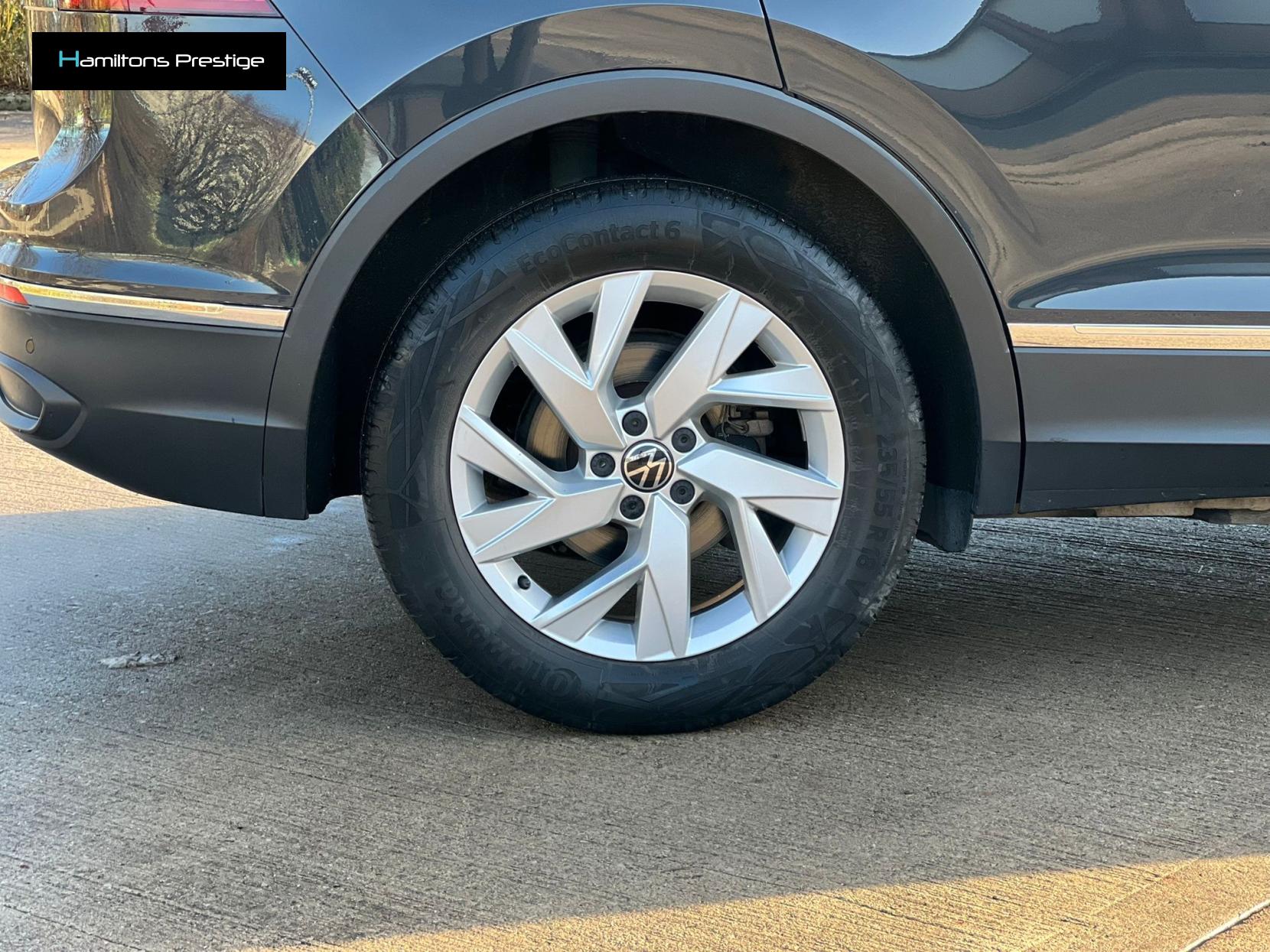 Volkswagen Tiguan 1.5 TSI Life SUV 5dr Petrol DSG Euro 6 (s/s) (150 ps)