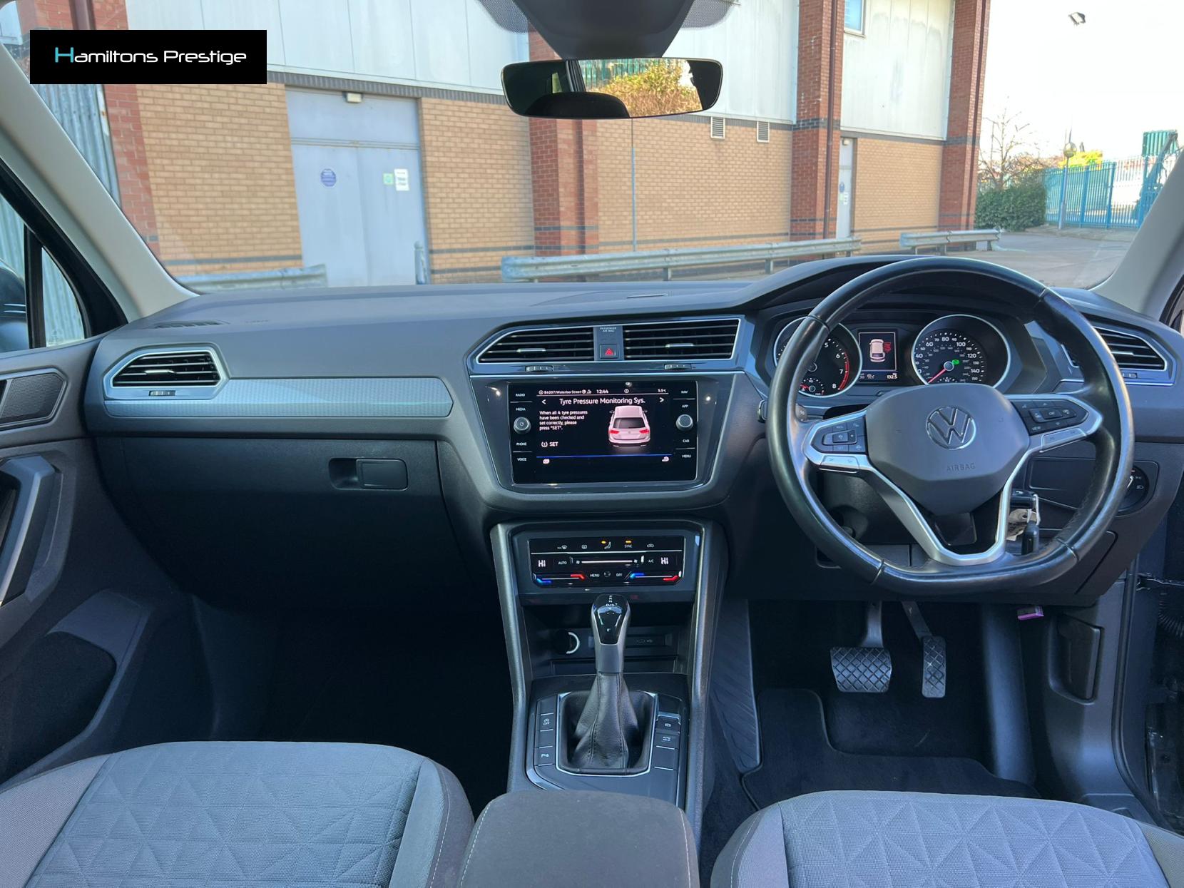 Volkswagen Tiguan 1.5 TSI Life SUV 5dr Petrol DSG Euro 6 (s/s) (150 ps)