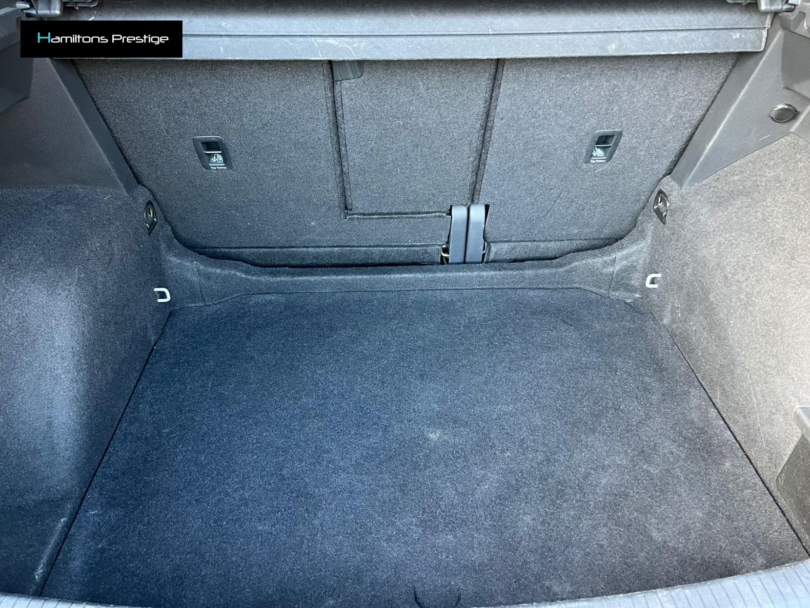 Volkswagen Tiguan 1.5 TSI Life SUV 5dr Petrol DSG Euro 6 (s/s) (150 ps)