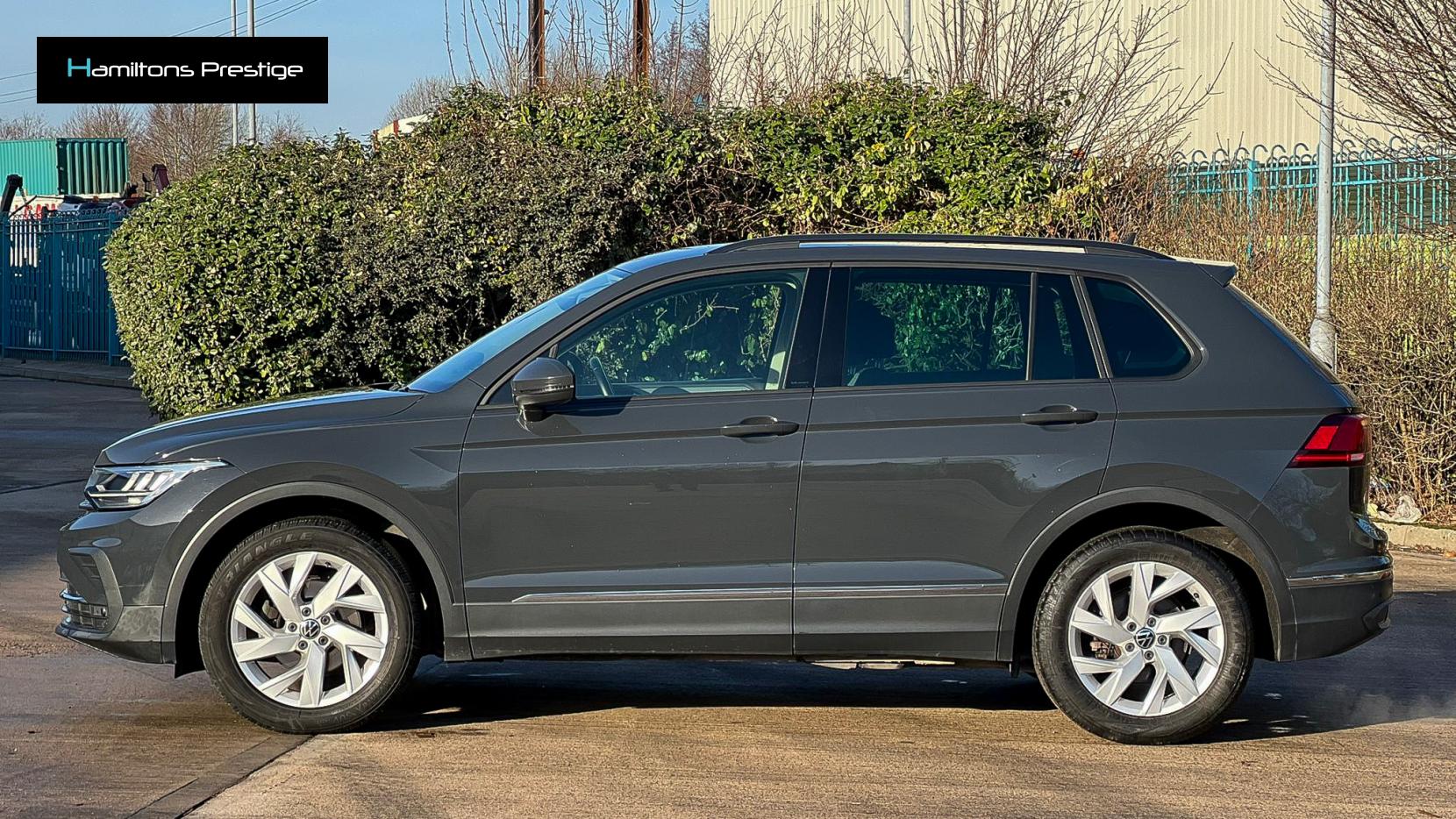 Volkswagen Tiguan 1.5 TSI Life SUV 5dr Petrol DSG Euro 6 (s/s) (150 ps)