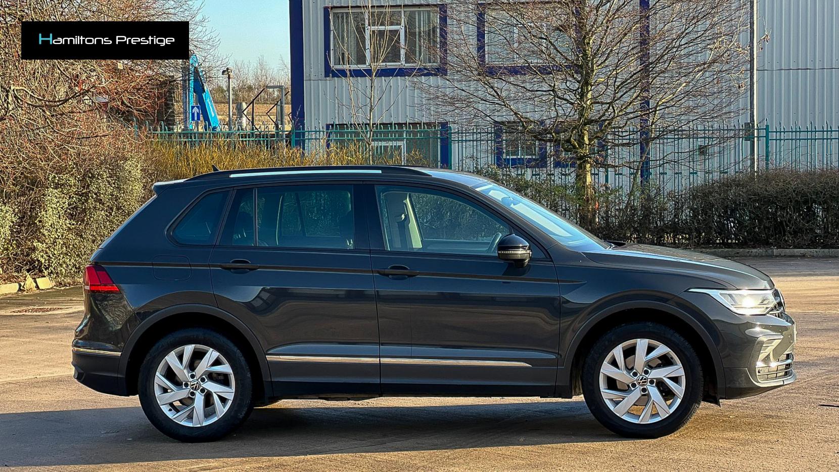 Volkswagen Tiguan 1.5 TSI Life SUV 5dr Petrol DSG Euro 6 (s/s) (150 ps)