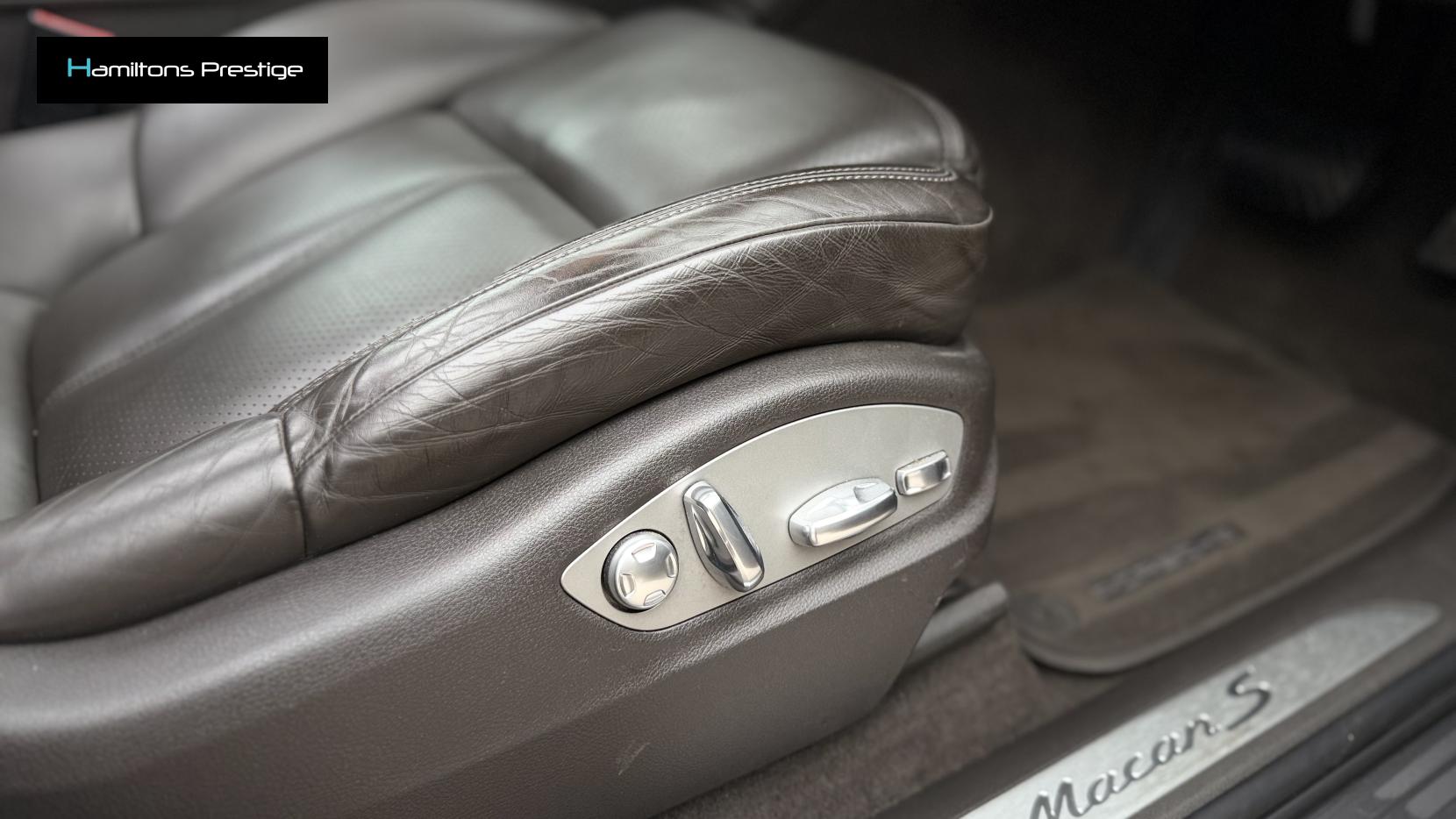 Porsche Macan 3.0 TD V6 S SUV 5dr Diesel PDK 4WD Euro 6 (s/s) (258 ps)