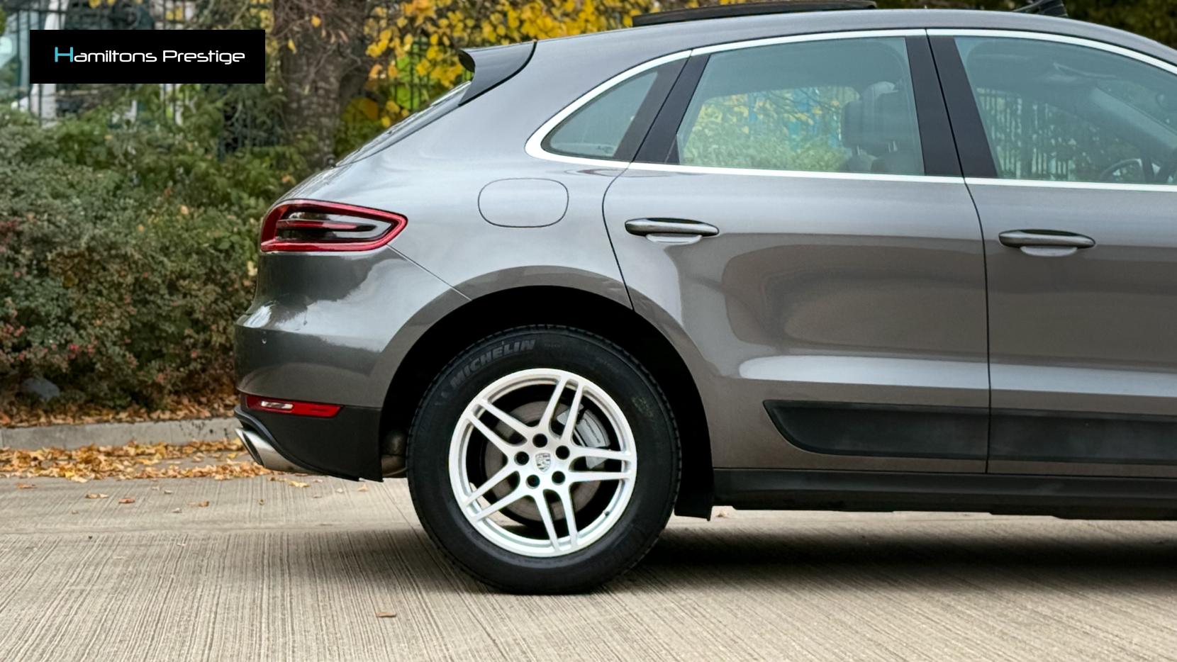 Porsche Macan 3.0 TD V6 S SUV 5dr Diesel PDK 4WD Euro 6 (s/s) (258 ps)