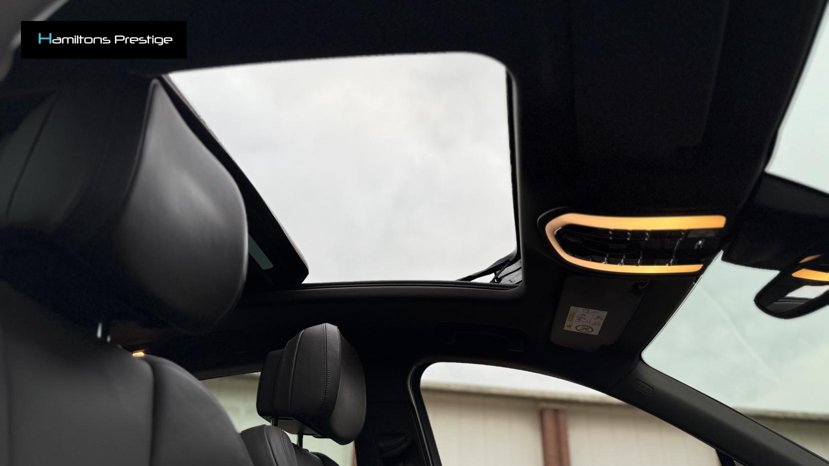 Porsche Macan 3.0 TD V6 S SUV 5dr Diesel PDK 4WD Euro 6 (s/s) (258 ps)