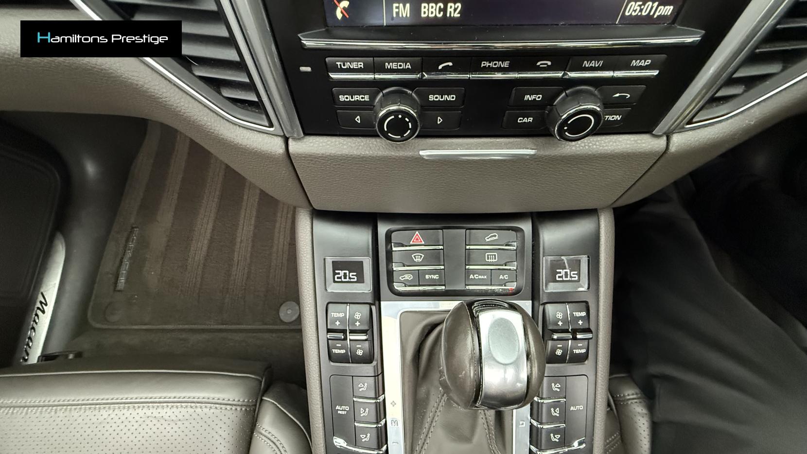 Porsche Macan 3.0 TD V6 S SUV 5dr Diesel PDK 4WD Euro 6 (s/s) (258 ps)