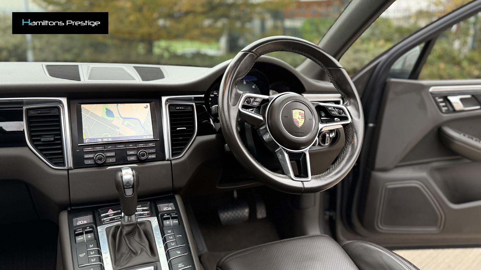 Porsche Macan 3.0 TD V6 S SUV 5dr Diesel PDK 4WD Euro 6 (s/s) (258 ps)