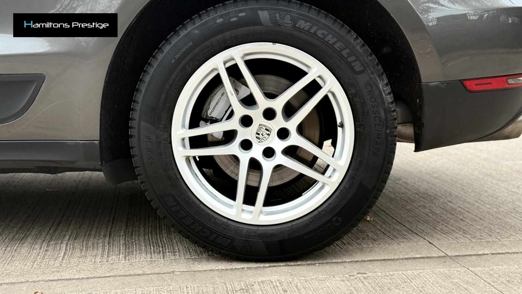 Porsche Macan 3.0 TD V6 S SUV 5dr Diesel PDK 4WD Euro 6 (s/s) (258 ps)